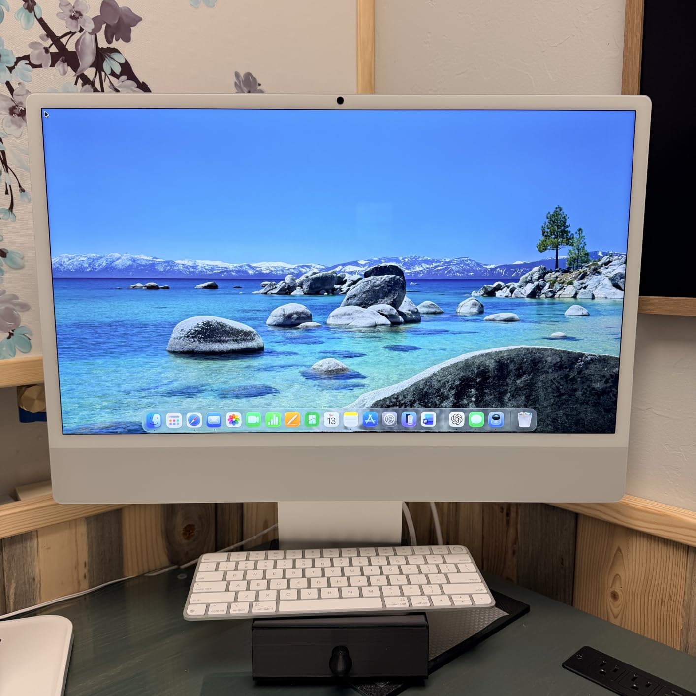 2024 iMac All-in-One Desktop Computer with M4 chip with 10-core CPU and 10-core GPU: Built for Apple Intelligence, 24-inch Retina Display, 24GB Unified Memory, 512GB SSD Storage; Blue customer photo 1