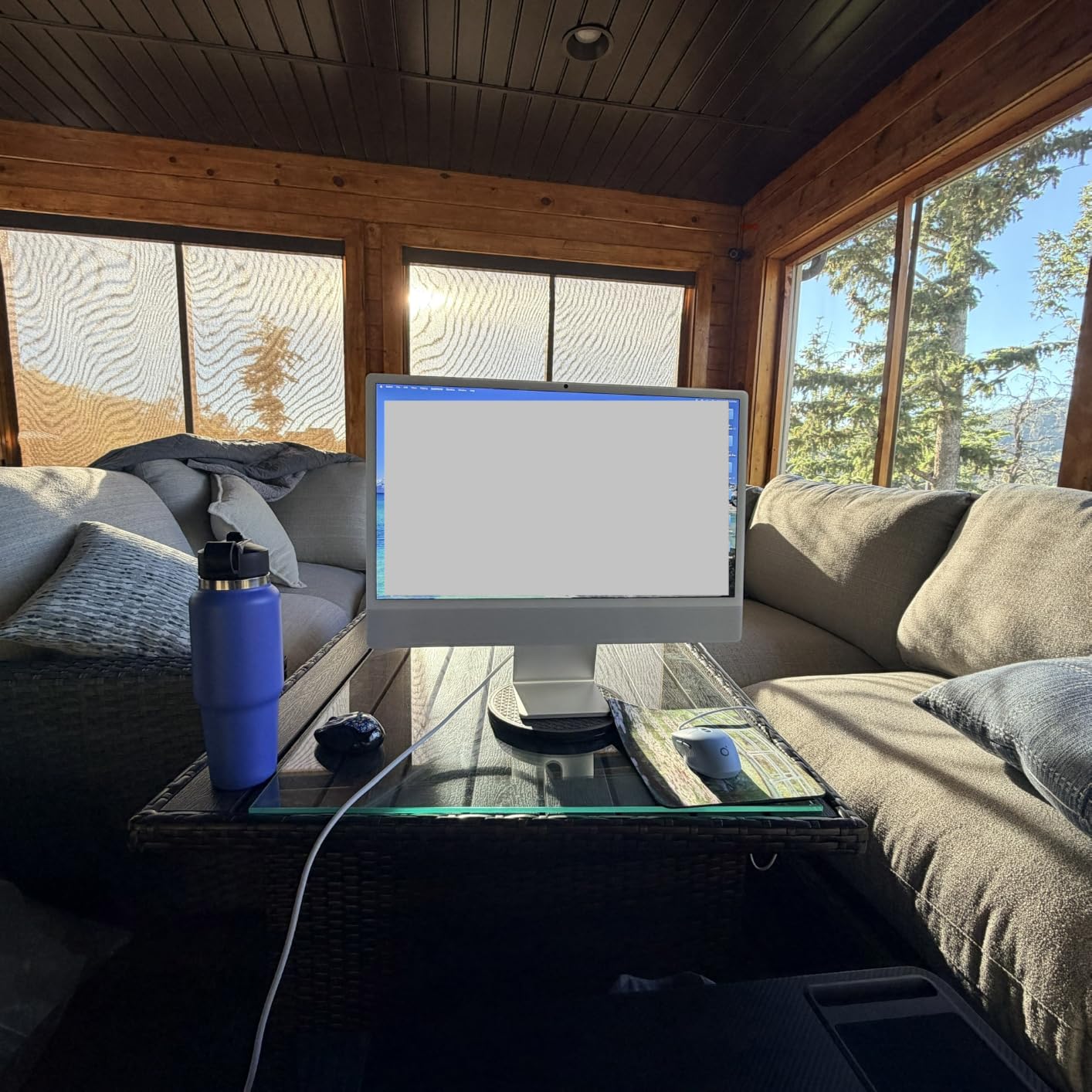 2024 iMac All-in-One Desktop Computer with M4 chip with 10-core CPU and 10-core GPU: Built for Apple Intelligence, 24-inch Retina Display, 24GB Unified Memory, 512GB SSD Storage; Blue customer photo 2