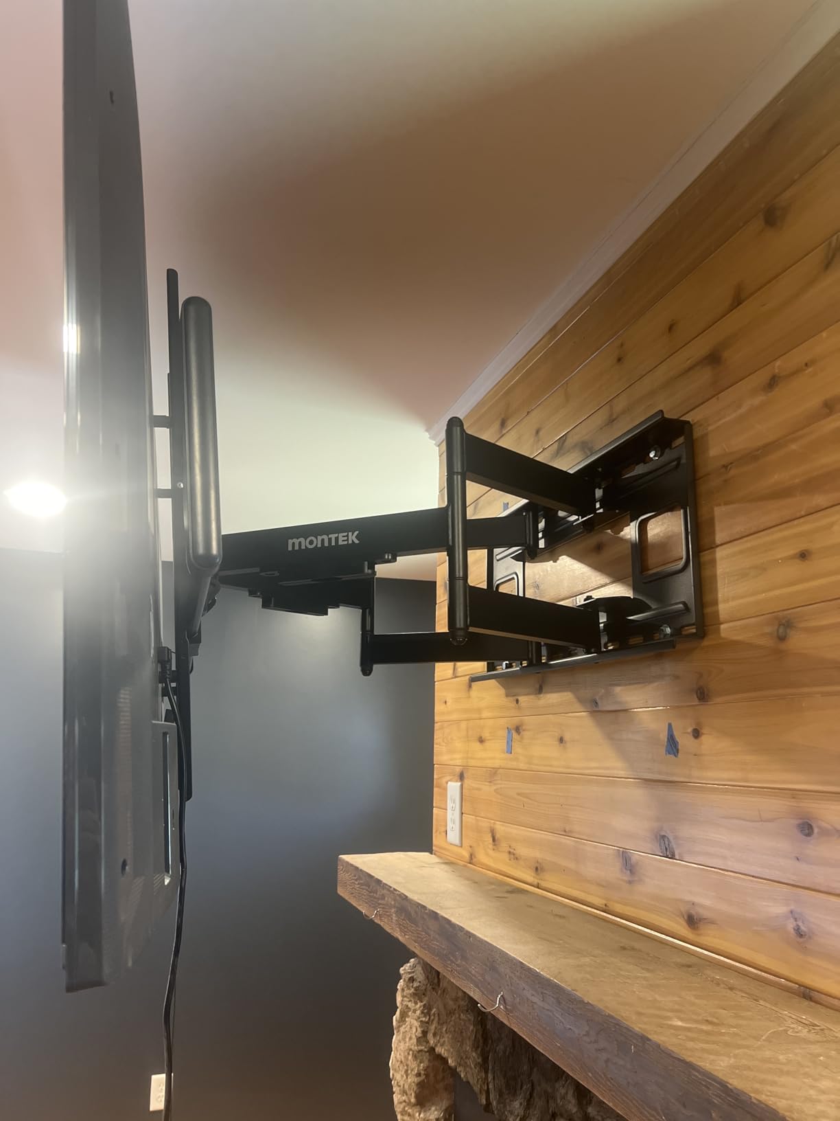 monTEK Heavy Duty XXL Full Motion TV Wall Mount for 60-120 inch Extra Large TVs, Holds 265 lbs, Max VESA 900x600, 27.7