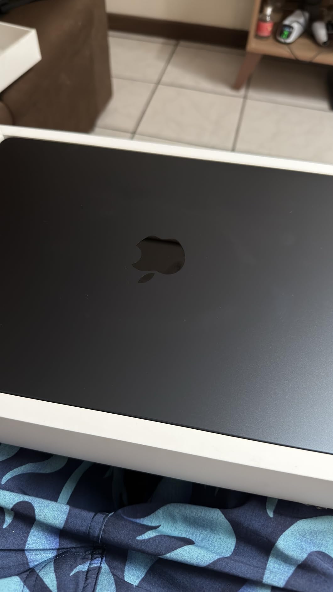 Apple 2025 MacBook Air with Apple M4 chip (15-inch, 16GB Unified Memory, 256GB SSD Storage) (QWERTY English) Midnight (Renewed) customer photo 1