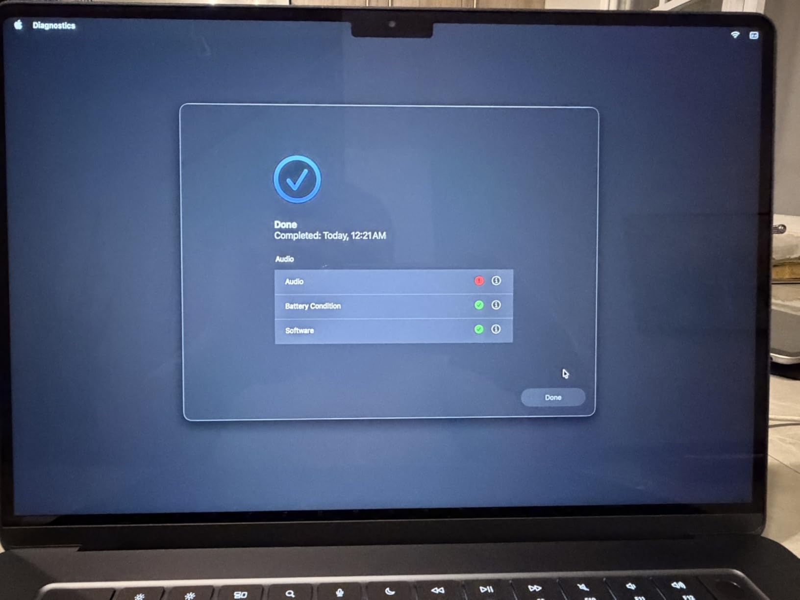 Apple 2025 MacBook Air with Apple M4 chip, 15-inch, 16GB Unified Memory, 512GB SSD Storage, Midnight (Renewed) customer photo 1