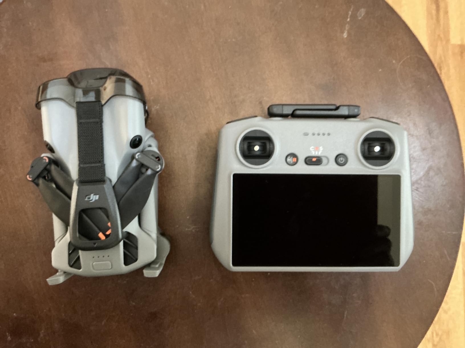 Mini 5 Pro Fly More Combo Plus with DJI RC 2, Drone with Camera, 1-Inch CMOS, 4K Drone for Beginners, Obstacle Sensing, ActiveTrack 360, 225 Degree Gimbal Rotation, Extended Battery Life customer photo 1