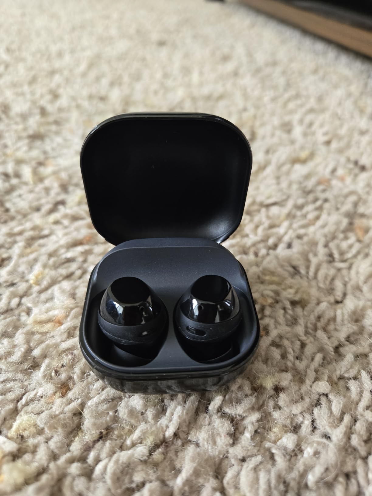 Samsung Galaxy Buds Core SM-R410 (2025) Bluetooth 5.4 Active Noise Cancelation up to 35h Continuous Music Play Black customer photo 2