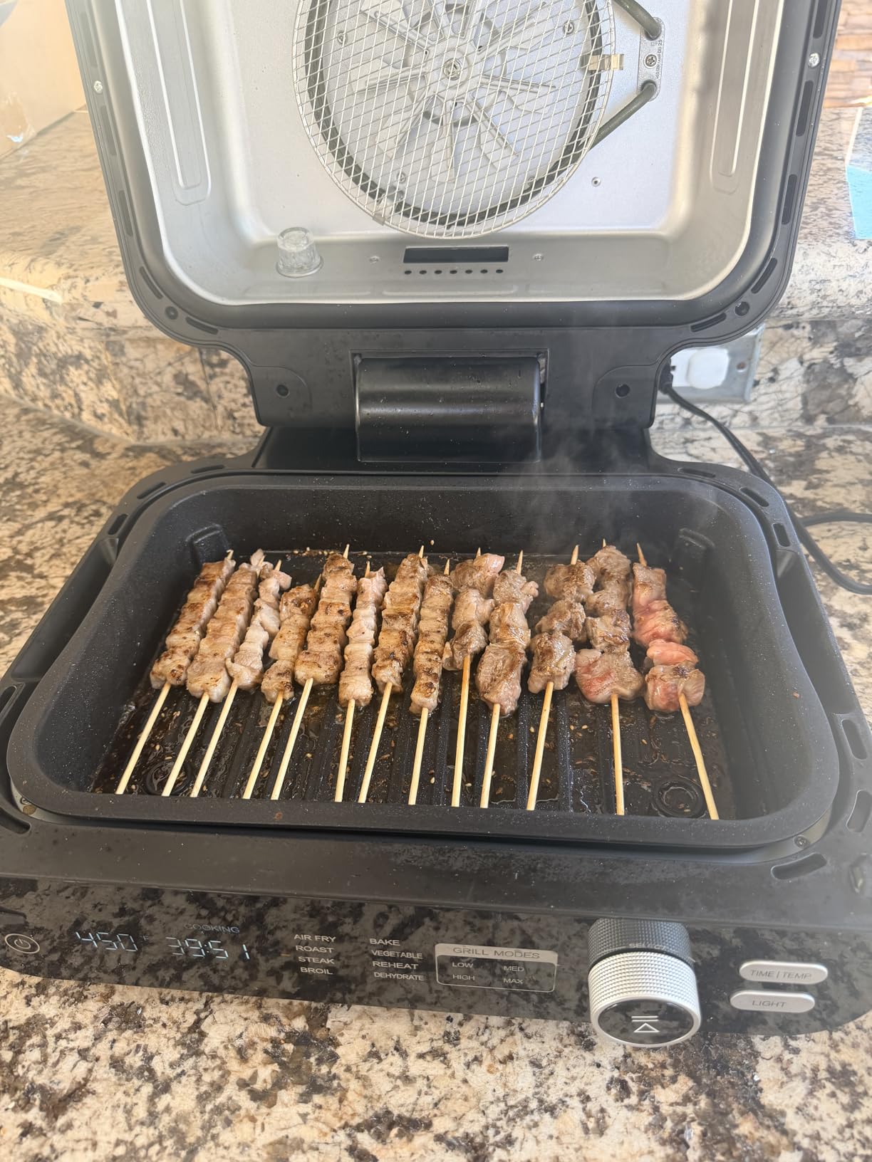 OLIXIS Electric Grill Outdoor/Indoor, 8-in-1 Multifunctional Large Electric BBQ Grill for Air Fry, Bake, Roast, Steak, Broil and Dehydrate, Safe Non-Stick Coating, Fry Basket Included customer photo 1