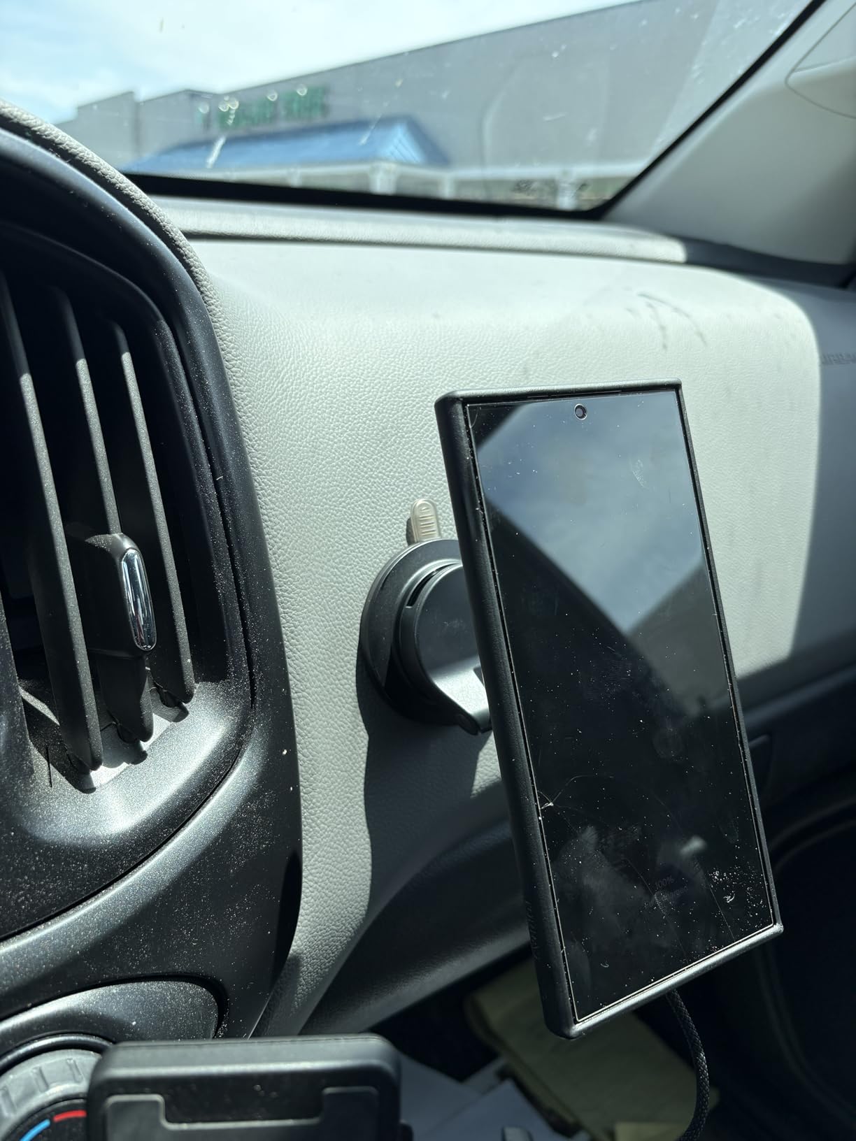 LISEN Qi2.2 25W MagSafe Car Mount Charger, Magnetic Wireless Car Charger with 54W Adapter, Magnetic Phone Holder for Car, iPhone Car Mount, Vacuum Suction Cup Phone Mount for iPhone 17 16 15 14 13 12 customer photo 2