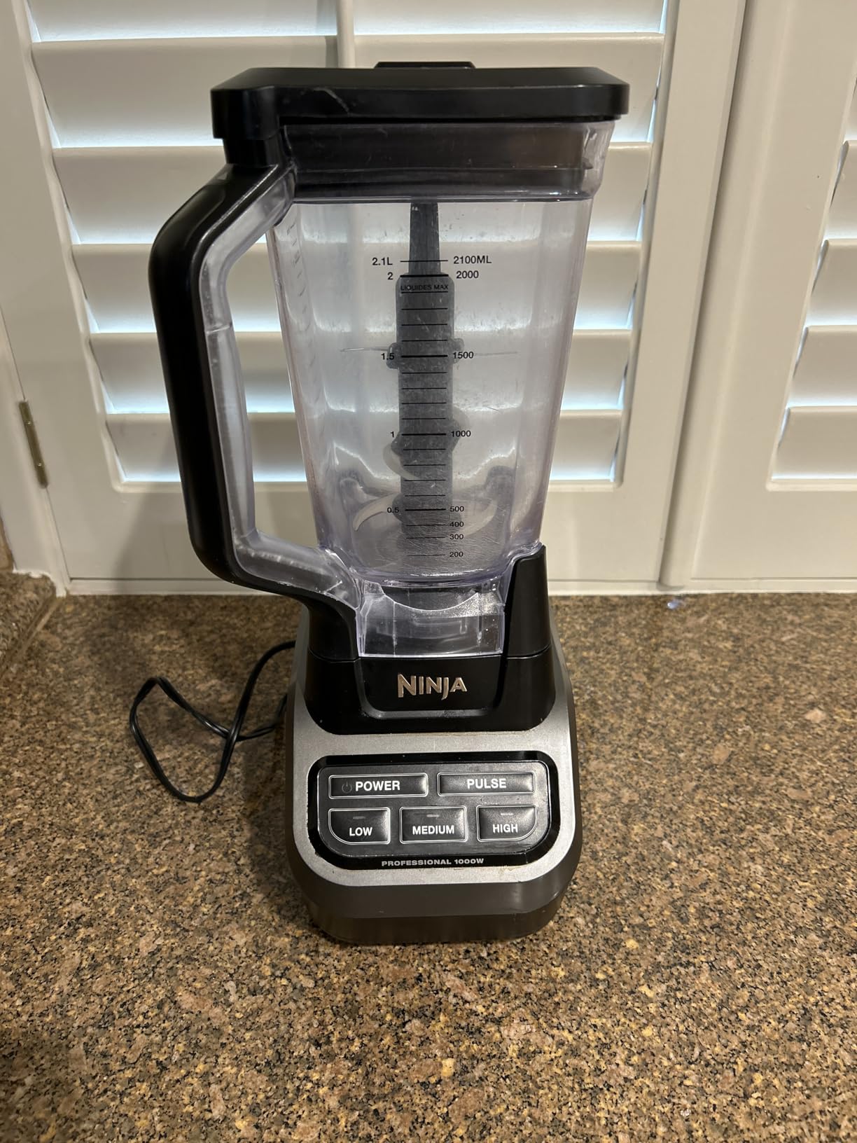 Ninja UltraCrush Professional Blender | 1000W Power, XL 72-oz. Pitcher | Total Crushing Technology | 3 Manual Speeds for Smoothies, Sauces & More | Full-Size Countertop | Black | BP201 (2026) customer photo 1