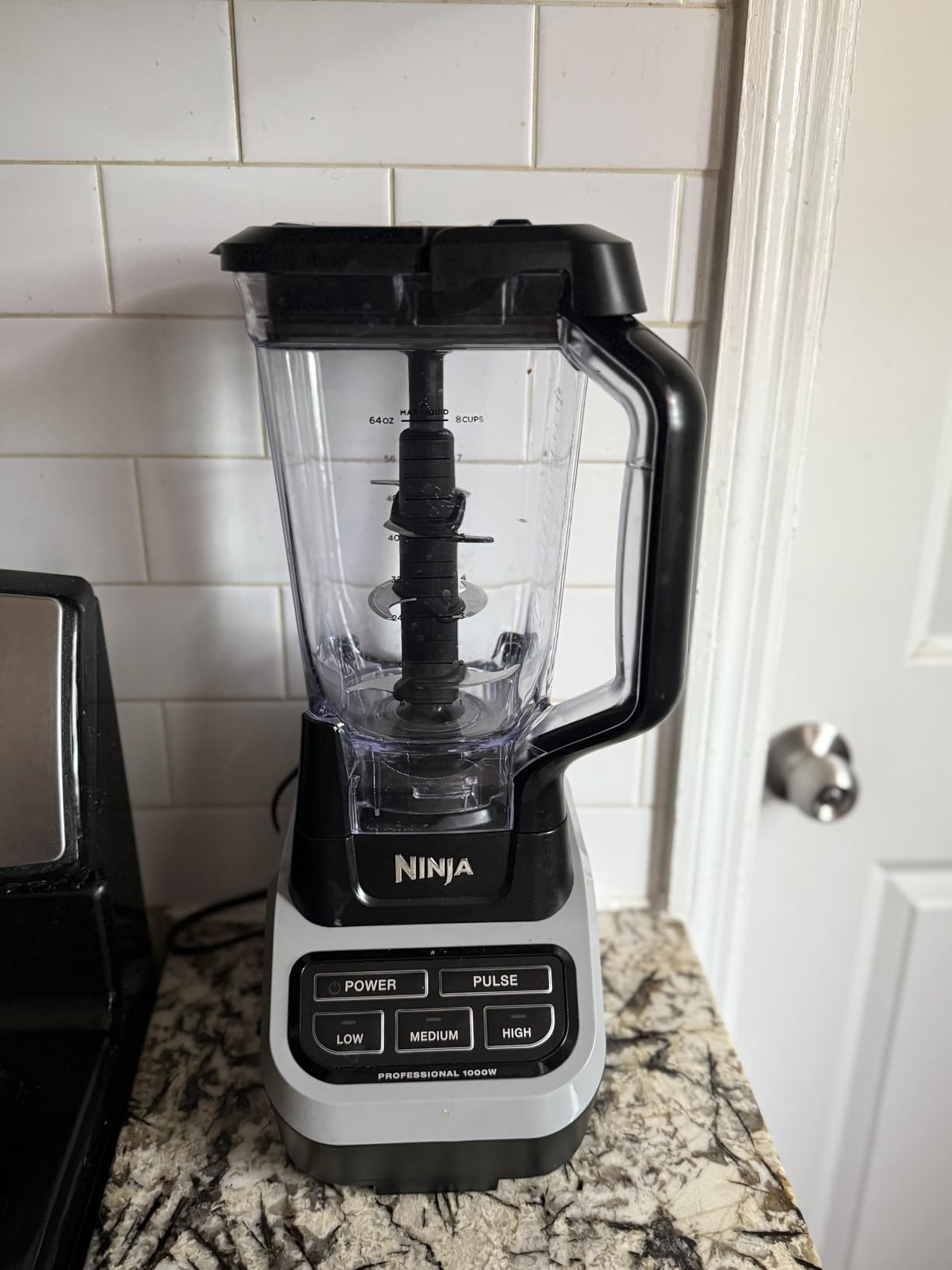 Ninja UltraCrush Professional Blender | 1000W Power, XL 72-oz. Pitcher | Total Crushing Technology | 3 Manual Speeds for Smoothies, Sauces & More | Full-Size Countertop | Black | BP201 (2026) customer photo 2