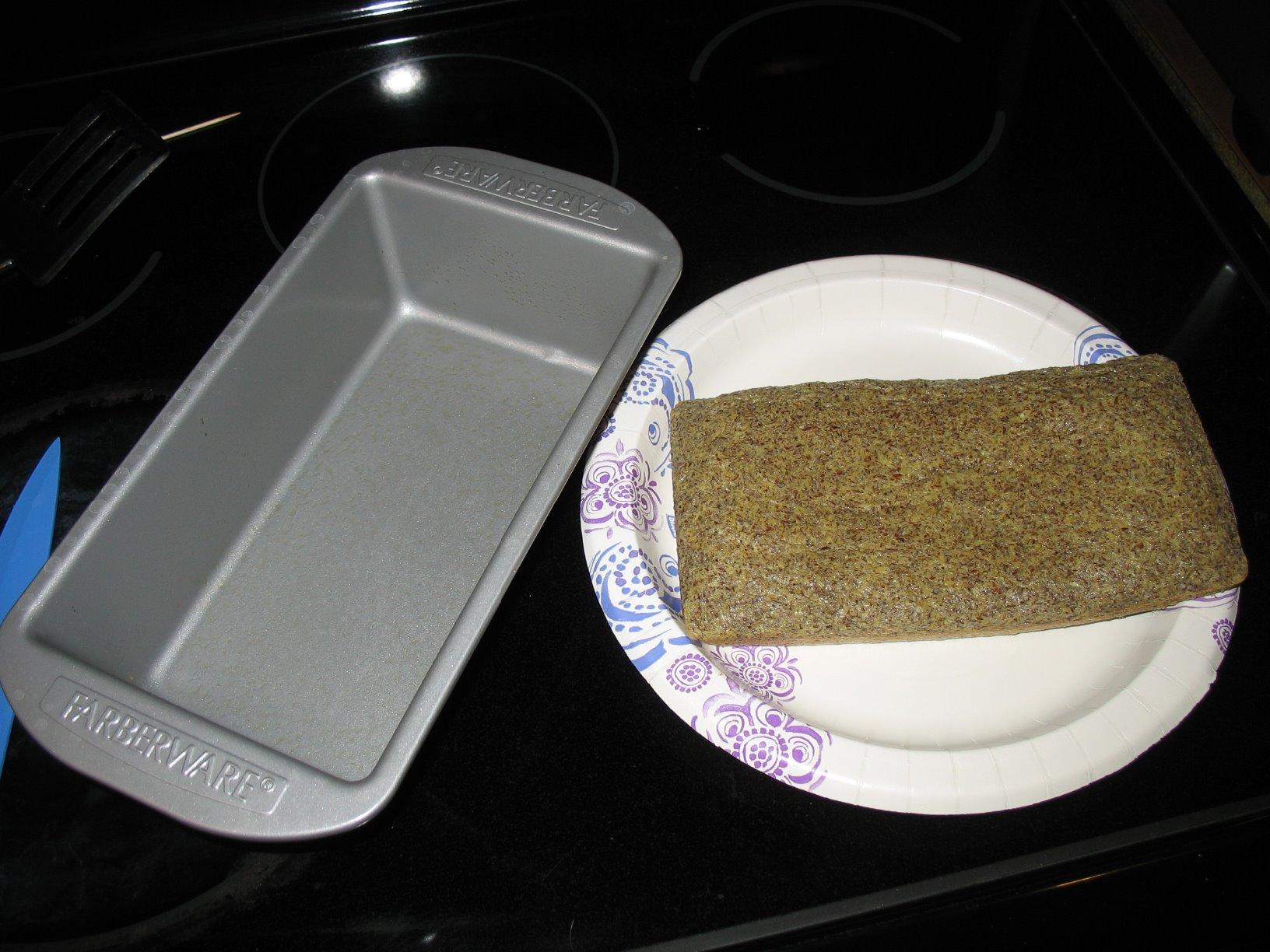 Farberware Bakeware Nonstick Loaf Pan, 9-Inch x 5-Inch, Loaf Bread Pans, Gray customer photo 1