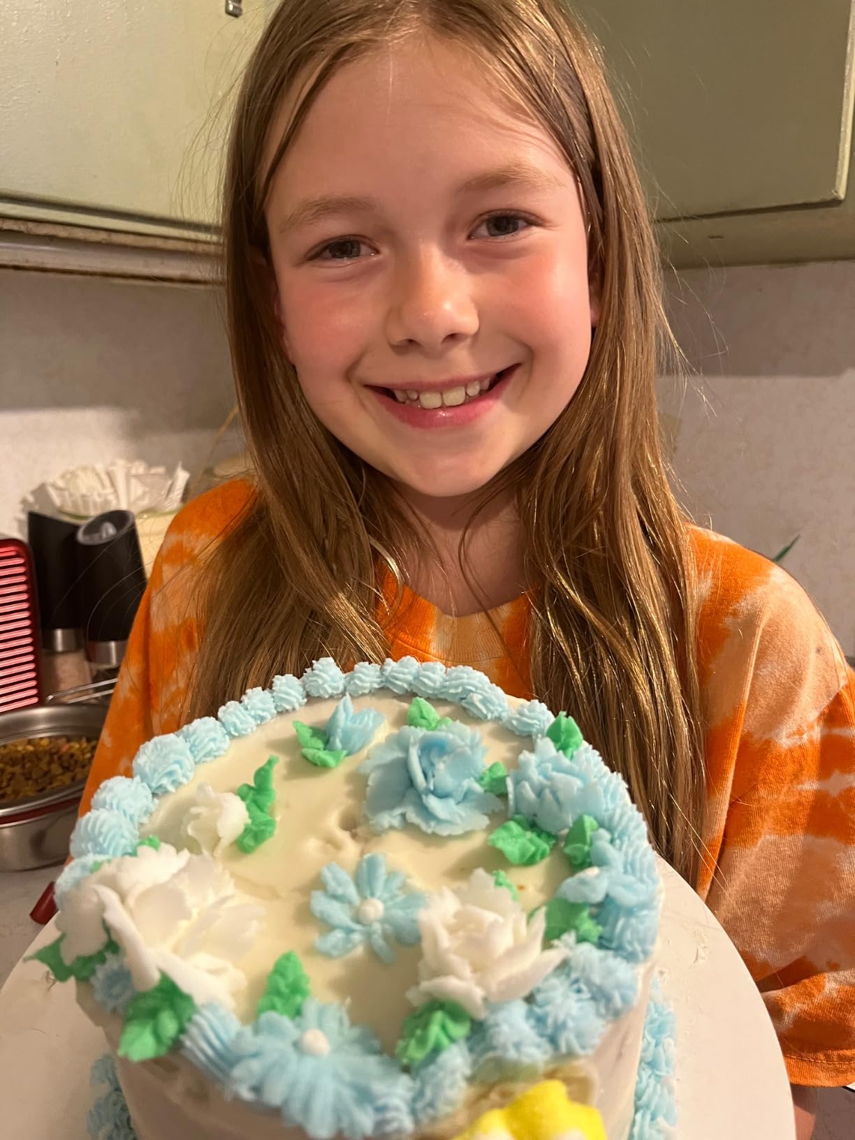 Wilton Disposable Decorating Bags - Piping, Icing & Cake Decorating - 12-Inch, 100 Count customer photo 1