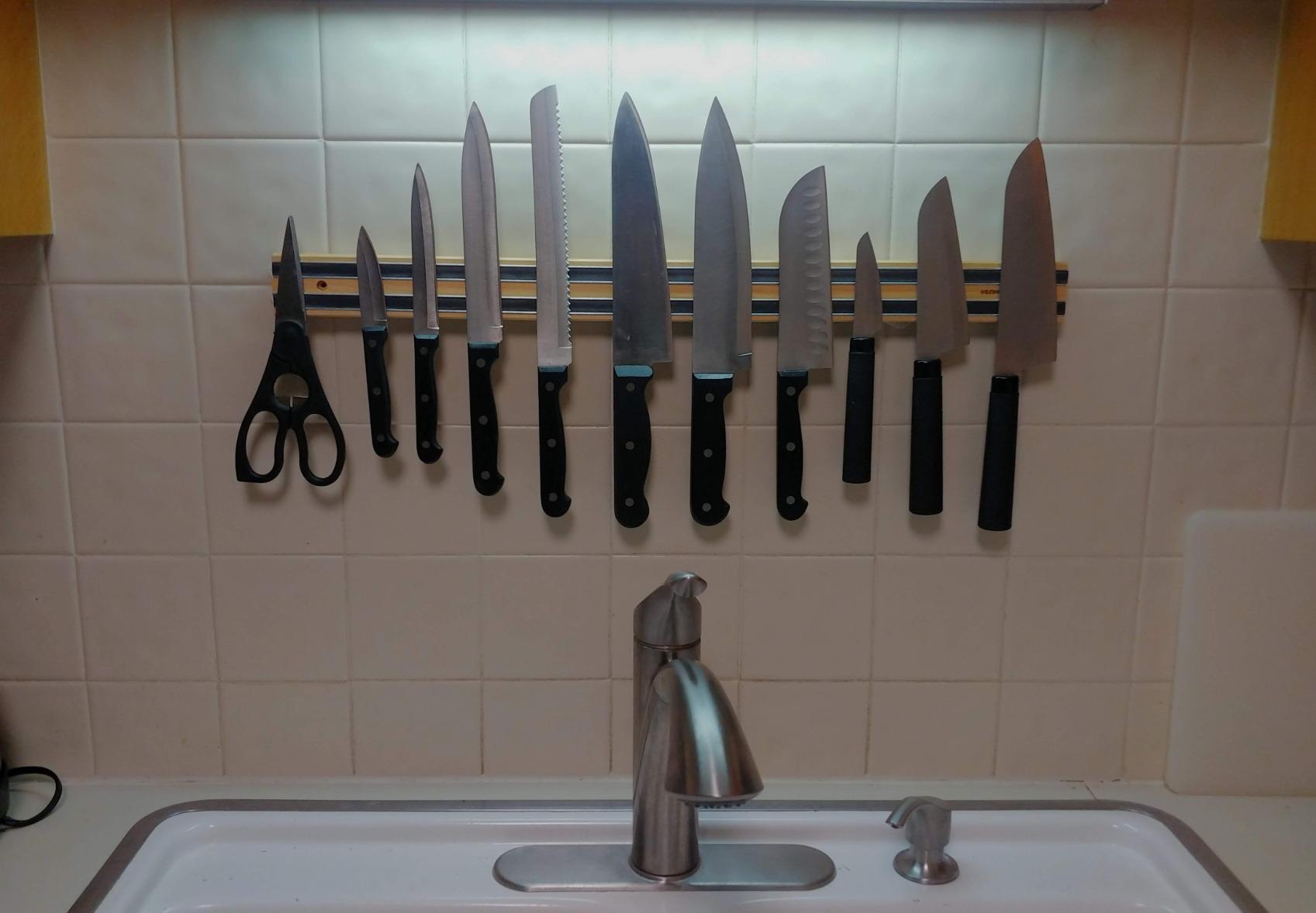 Norpro 12-Inch Magnetic Knife Tool Bar customer photo 2