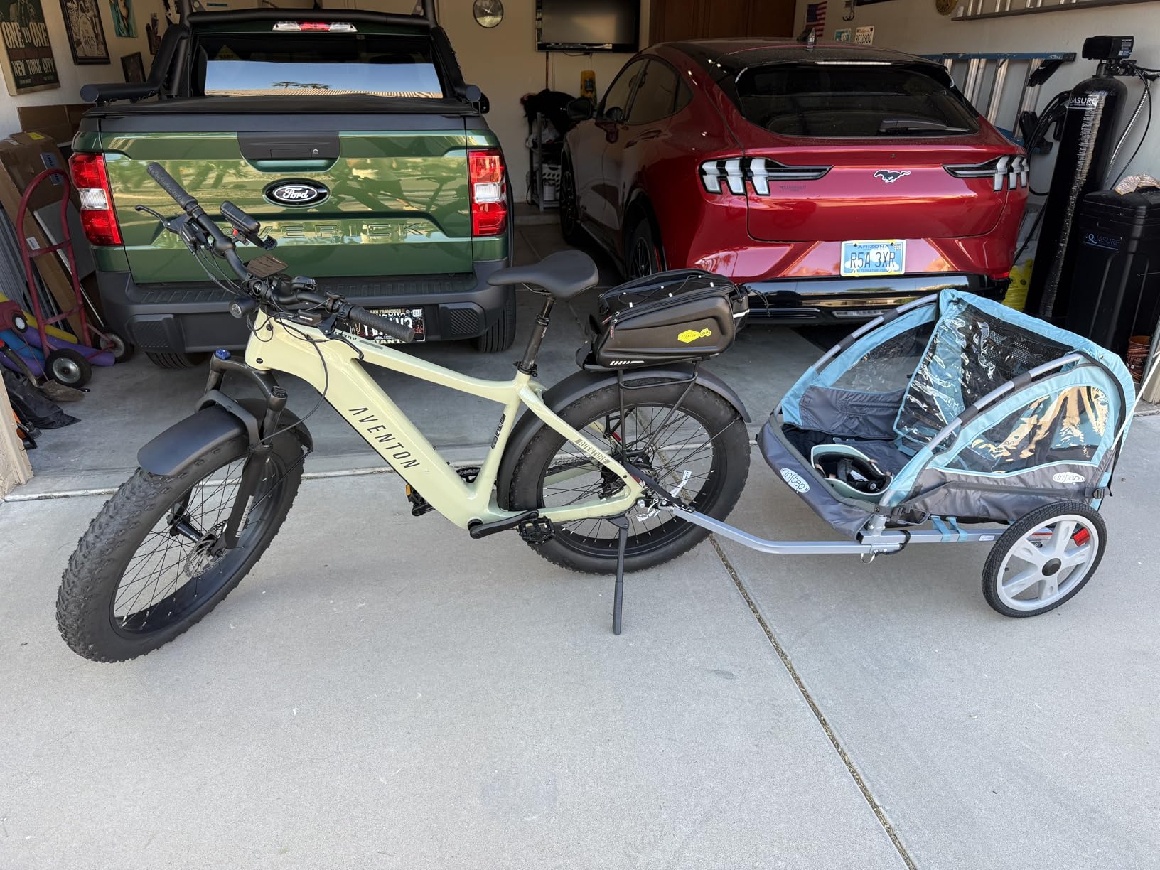 InStep Take 2 Kids Bike Trailer, Double Seat, Universal Coupler, Folding Frame customer photo 2