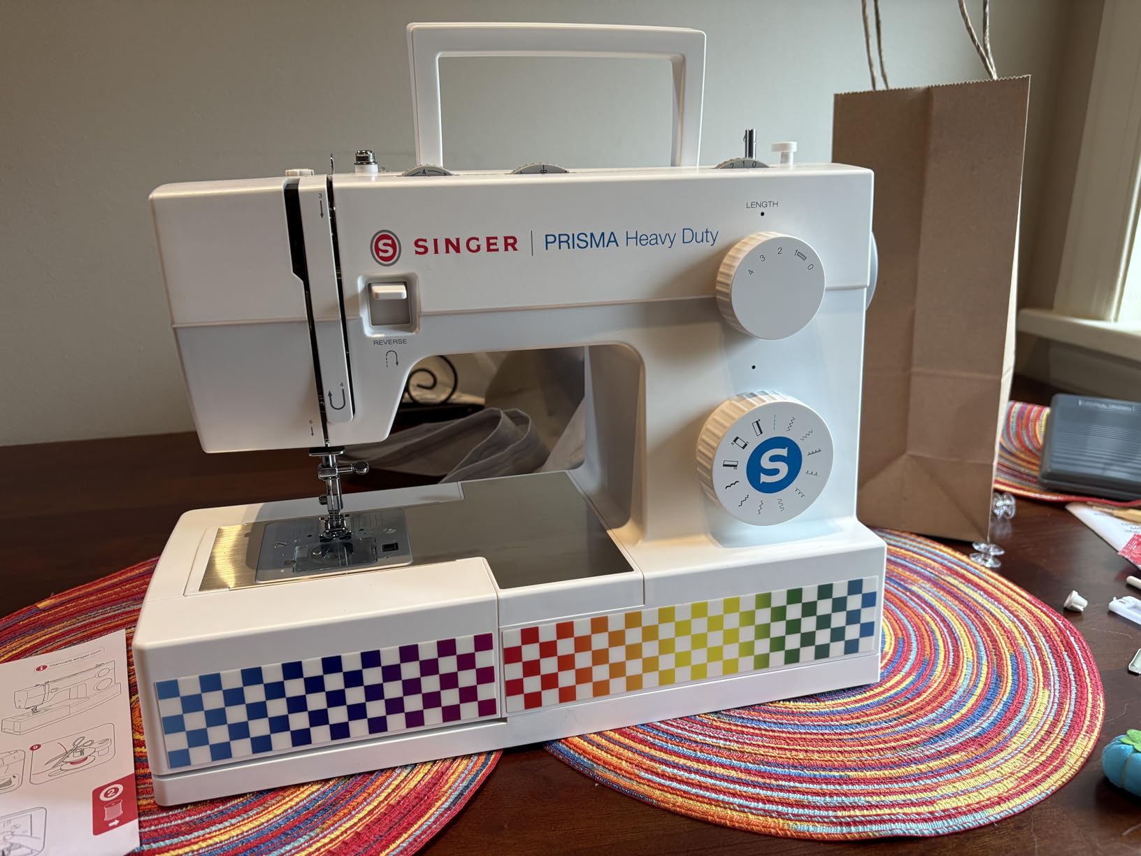 SINGER Heavy Duty 4411 High Speed Sewing Machine, 11 Built-In Stitches, Metal Frame, 4-Step Buttonhole customer photo 2