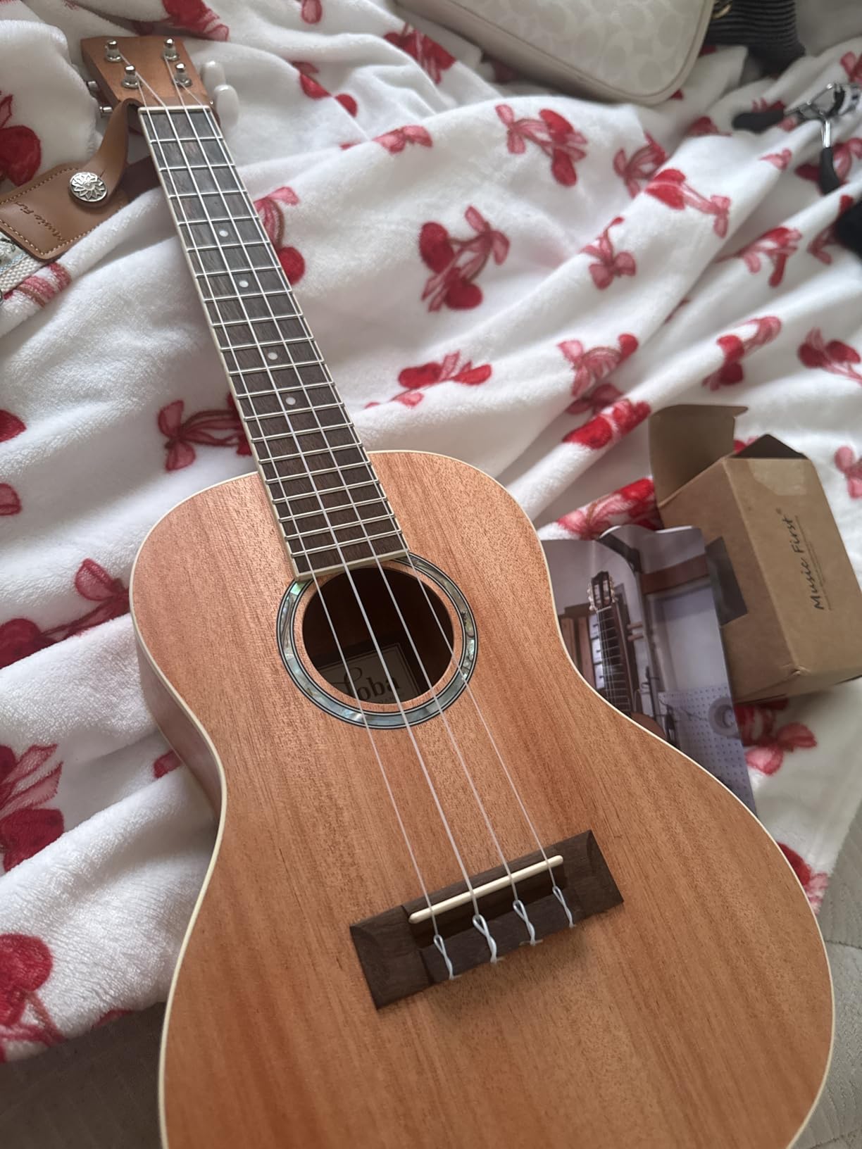 Cordoba 15CM Concert Ukulele - Hand Crafted with Mahogany Top, Back & Sides, Authentic Abalone Rosette & Satin Finish & Premium Italian Aquila Strings - For Beginners & Professionals customer photo 1