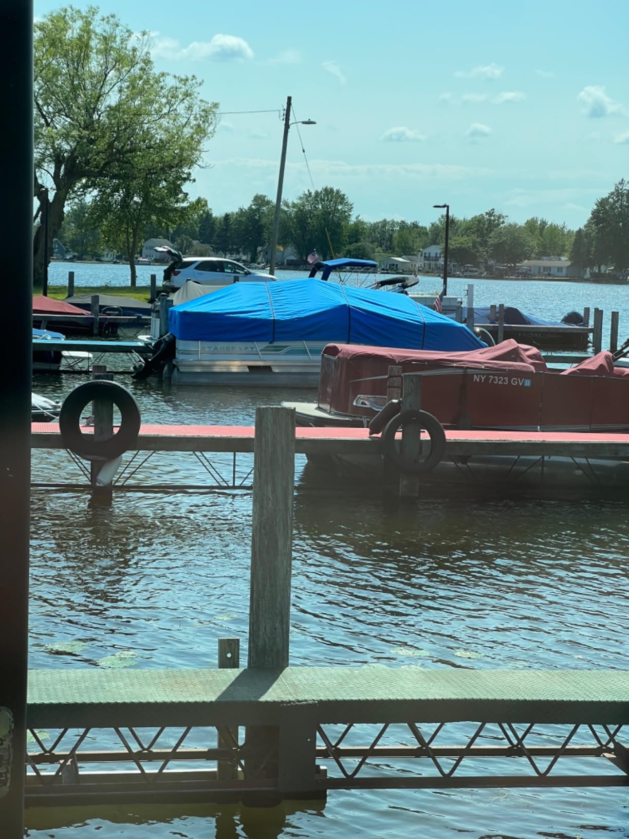 Budge Premium Waterproof Pontoon Boat Cover, Fits Boats 20-24 ft Long | 1200D Marine-grade Waterproof, UV-resistant Polyester with Vents, Reinforced Seams, Straps & Buckles, Blue customer photo 2