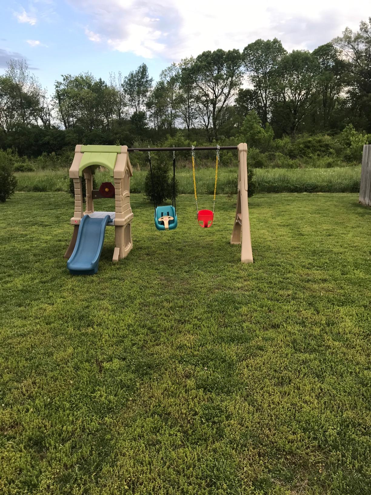 Step2 Play Up Gym Set for Kids, Outdoor Swing Set, Backyard Slide, Swings, Playhouse, & Crawl Space, Two Tier, Easy Set Up, Toddlers Ages 3-6 Years Old customer photo 1