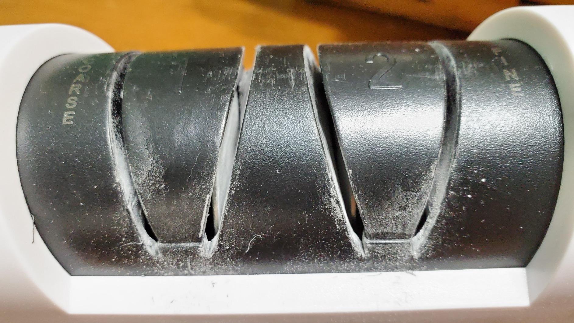 Shenzhen Knives Electric Diamond Knife Sharpener for Ceramic Knives | Electric Diamond Honing Wheels, 2-Stage Fine & Coarse Sharpening, Professional Grade, For Ceramic Knives customer photo 1