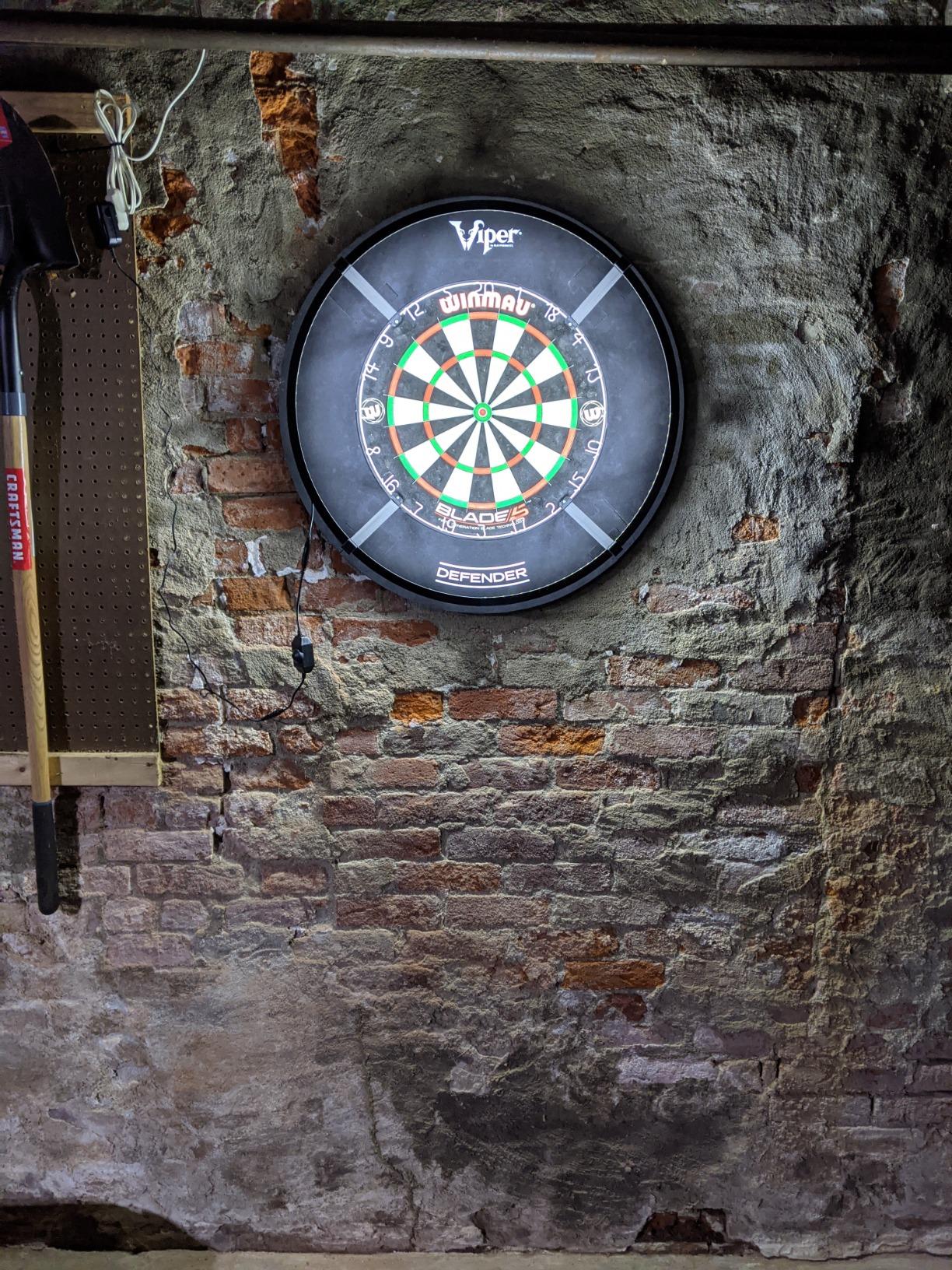 Viper Defender Backboard & Sisal/Bristle Steel Tip Dartboard Bundle customer photo 2