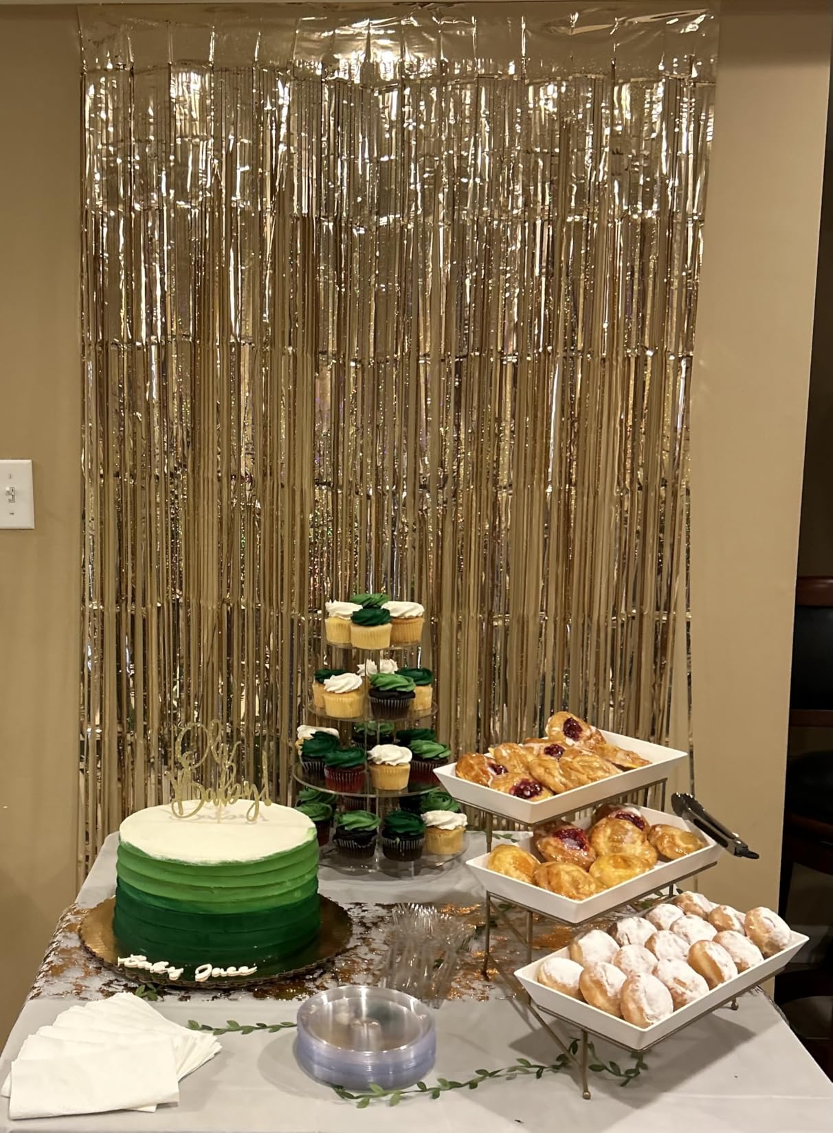 Jusalpha Large 4 Tier Acrylic Cupcake Stand,Acrylic Round Cake Stand Dessert Tower Tea Party Serving Platter, Cupcake Tree Wedding Party Décor, Stand with Rod Feet (4RF) customer photo 1