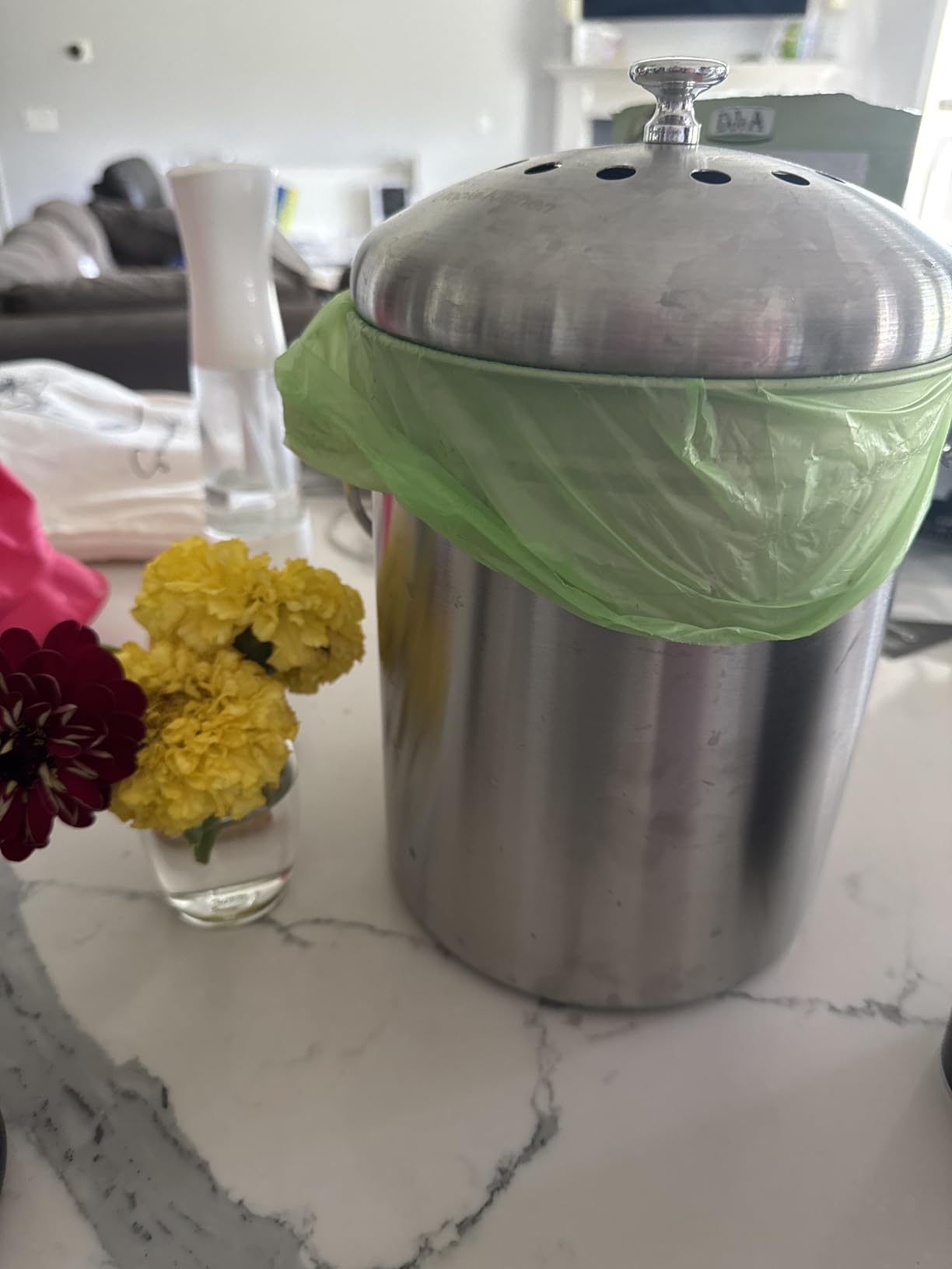 Utopia Kitchen Countertop Compost Bin 1.3 Gallon Stainless Steel | 1.3-gallon stainless steel countertop compost bin with charcoal filter, ideal for kitchen countertop or under-sink use. customer photo 2