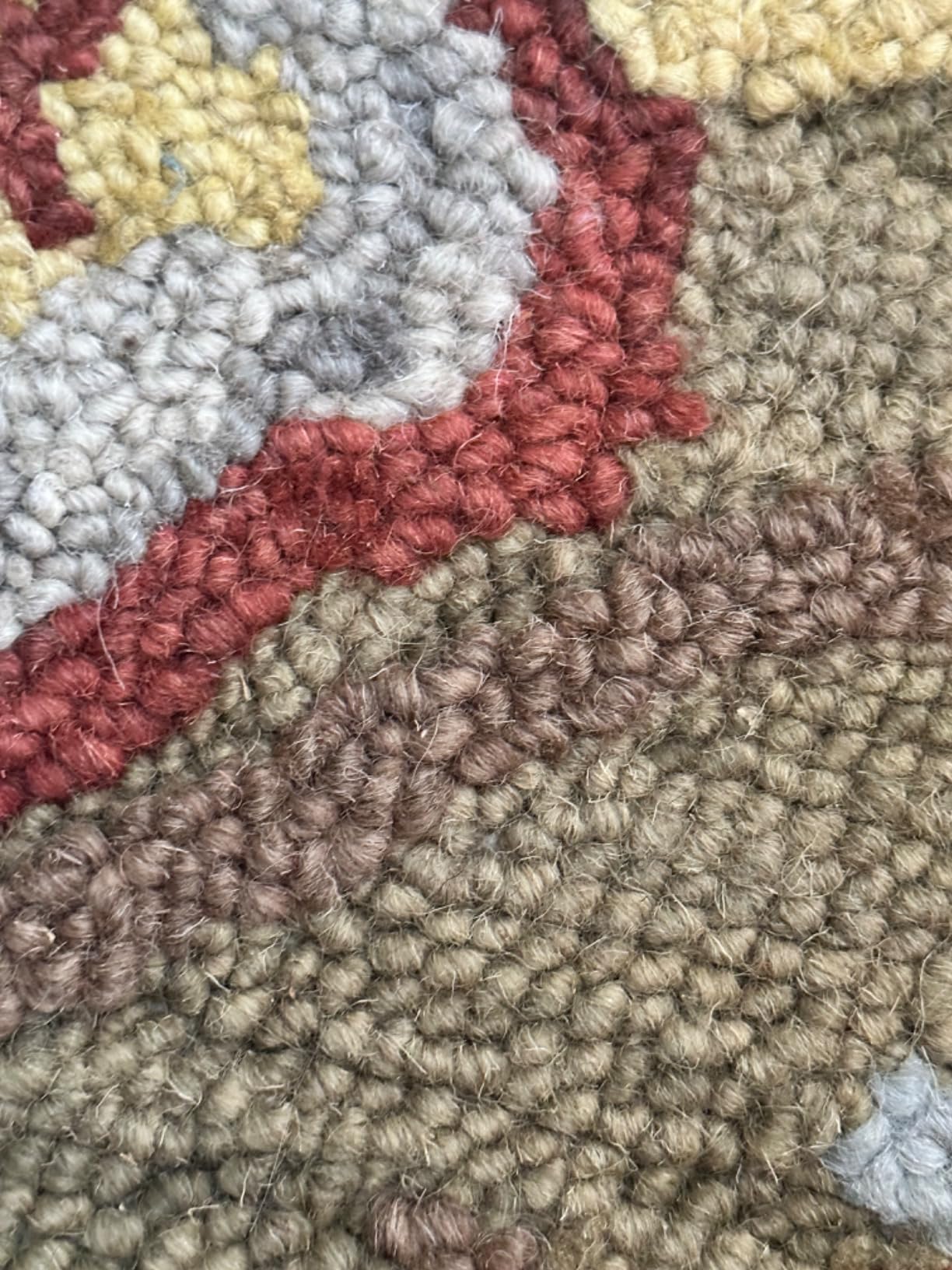 SAFAVIEH Blossom Collection 4' x 6' Green/Multi BLM402B Handmade Premium Wool Area Rug customer photo 2