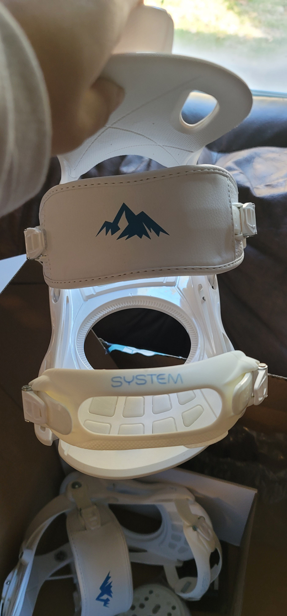 System LUX Women's Rear Entry Flow Style Snowboard Bindings (M/L) customer photo 2