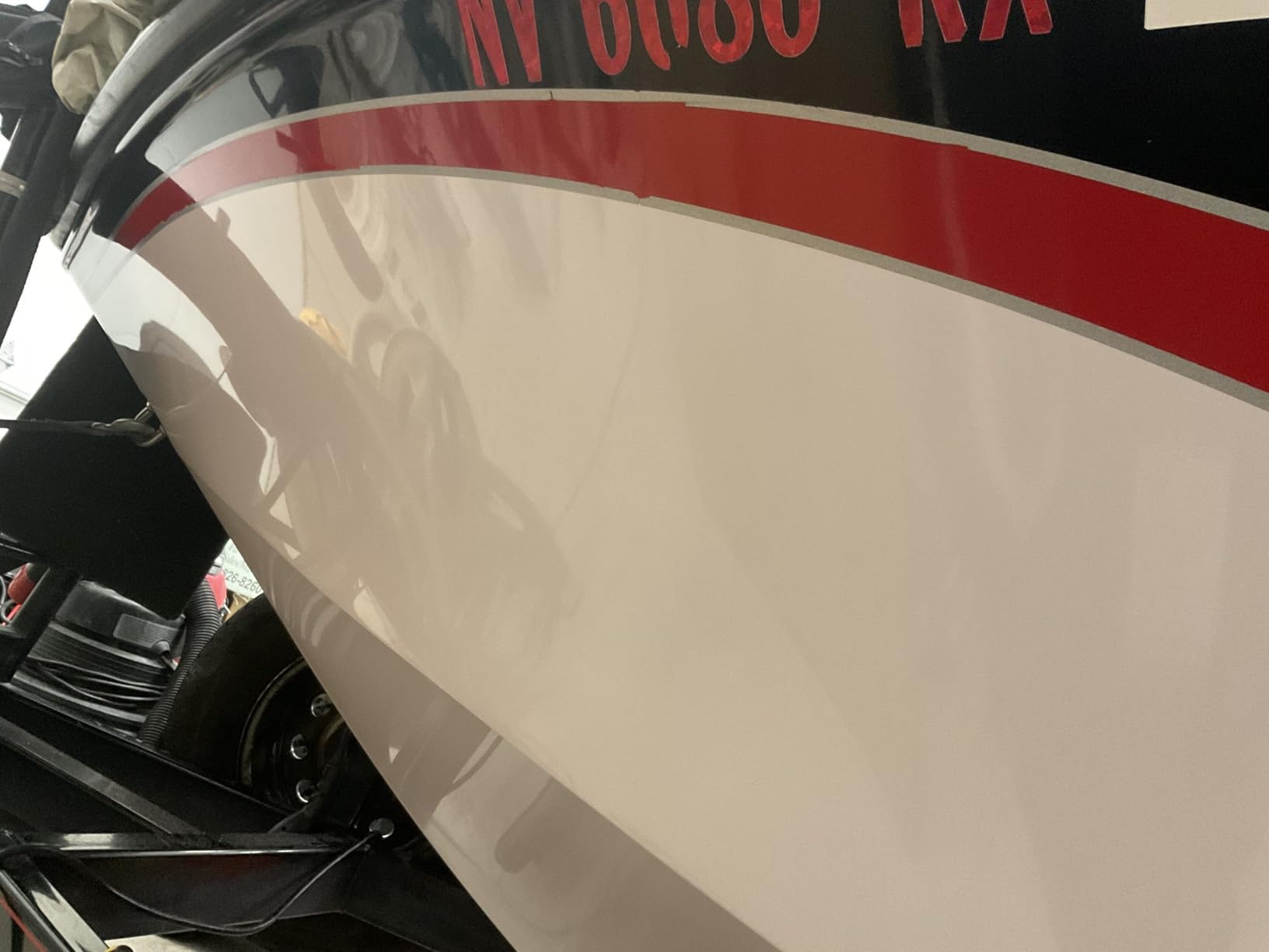 3M Perfect-It Gelcoat Medium Cutting Compound + Wax, 36106, 1 Quart, One-Step Process, P1500 and Finer Scratches, Fiberglass Oxidation Remover for Boats and RVs customer photo 2