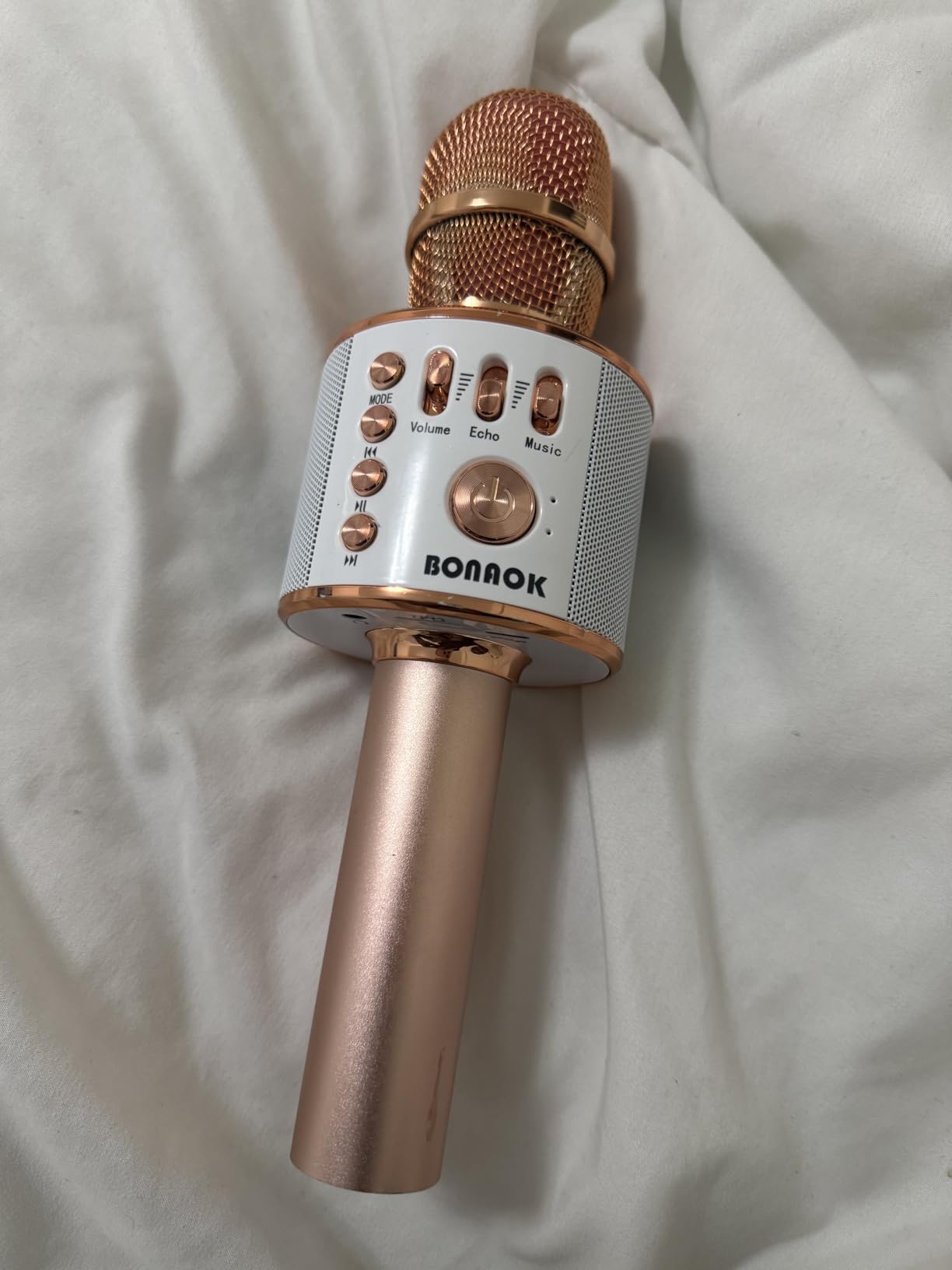 BONAOK Wireless Bluetooth Karaoke Microphone, 3-in-1 Portable Handheld Karaoke Mic Speaker Machine for Smartphones and PC, Q37 Rose Gold customer photo 2