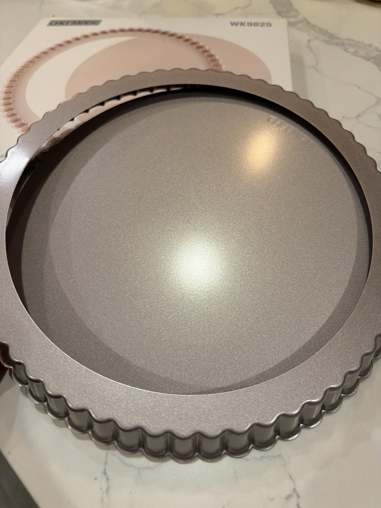CHEFMADE 9.5-Inch Round Tart Pan with Removable Loose Bottom, Non-Stick Carbon Steel Quiche Pan for Oven Baking (Champagne Gold) customer photo 1