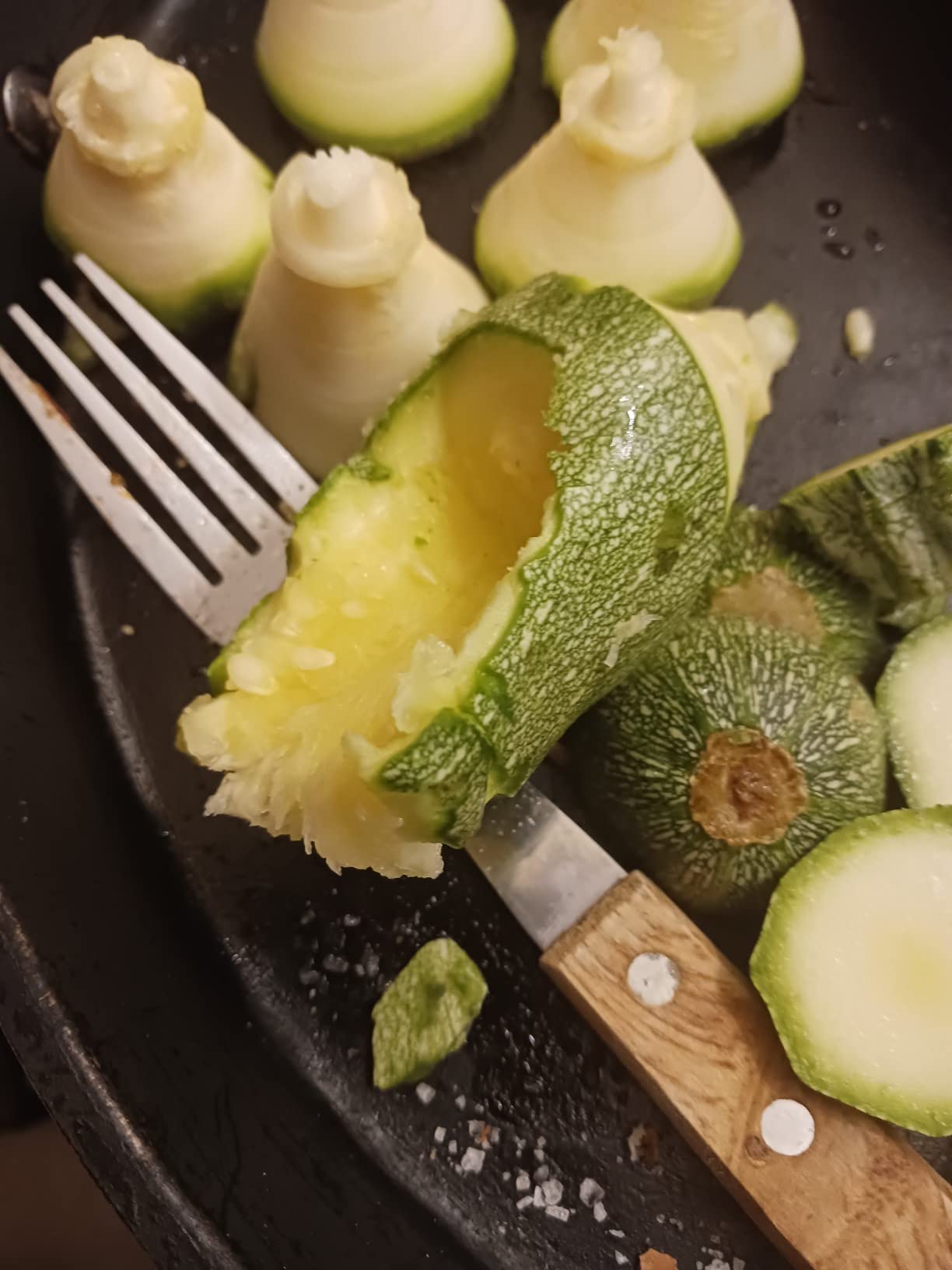 MasterChef Electric Spiralizer- 3in1 Vegetable Noodle, Homemade Pasta Maker | Low Carb, Keto, Vegan, Gluten Free- Zoodle Zucchini Veggie Slicer & XL Hopper, FREE Recipes- Quick Healthy Meal Prep Gift customer photo 2