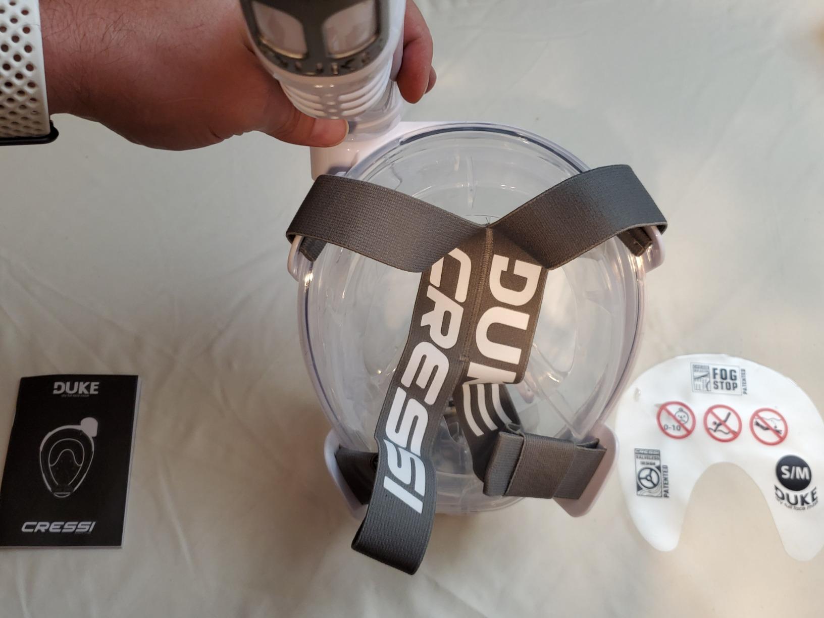 Cressi Adult Snorkeling Full Face Mask - Wide Clear View, Anti-Fog System - Easy Breathing: Safety First - New 2019 - Duke Dry: Designed in Italy: Quality Since 1946 customer photo 1