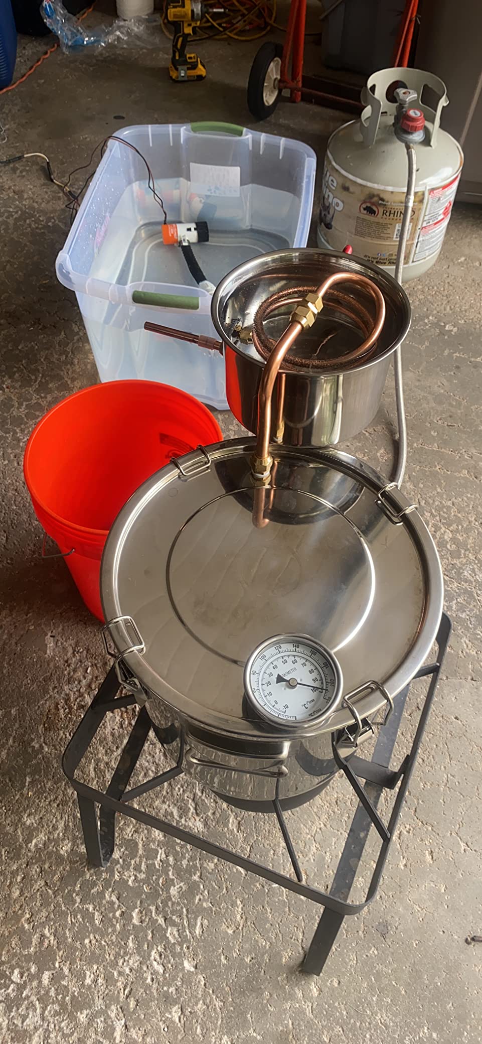 VEVOR Alcohol Still 5Gal/20L Alcohol Distiller Stainless Steel Distillery Kit for Alcohol with Copper Tube Home Brewing Kit Build-in Thermometer for DIY Whisky Wine Brandy customer photo 2
