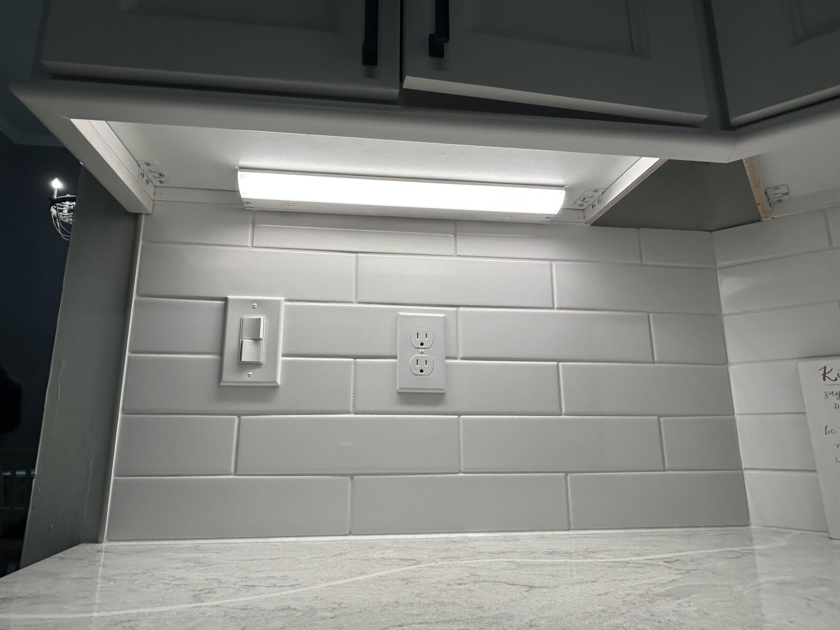 UltraPro 24 inch Hardwired Under Cabinet Lights, 3 Color Settings - 2700K/4000K/5000K - Warm White, Cool White, and Daylight, Under Cabinet Lighting, Dimmable Under Counter Lights for Kitchen, 45368 customer photo 2