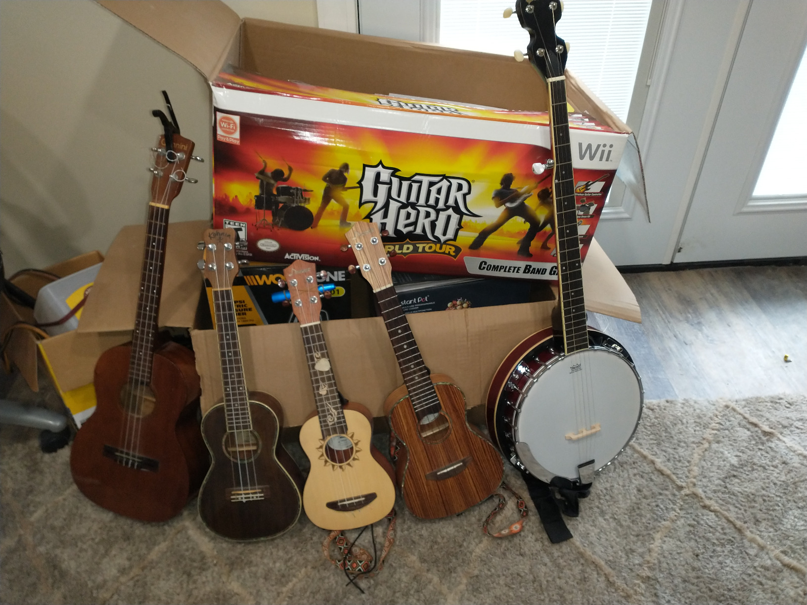 Costzon 5-String Banjo 24 Bracket with Geared 5th Tuner and Mid-range Closed Handle, Beginner Kit with 420D Oxford Cloth Bag, One Strap, Wiper, 3 Picks customer photo 2