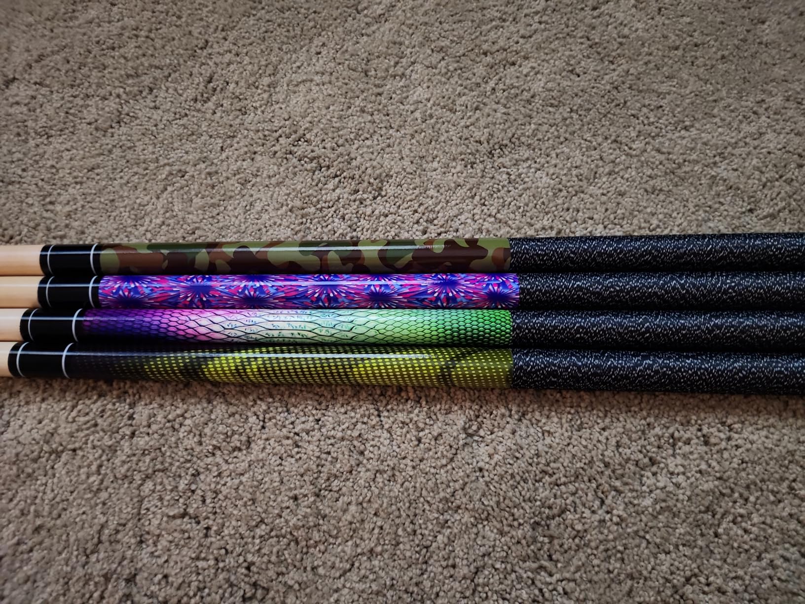 Prosniper Premium Pool Sticks Set of 4 | 58-Inch, 19-Oz Canadian Maple Pool Cue with Low-Deflection Shaft & 4 Extra Chalks | Pro-Grade Billiard Cue for Home & Bar Play customer photo 2