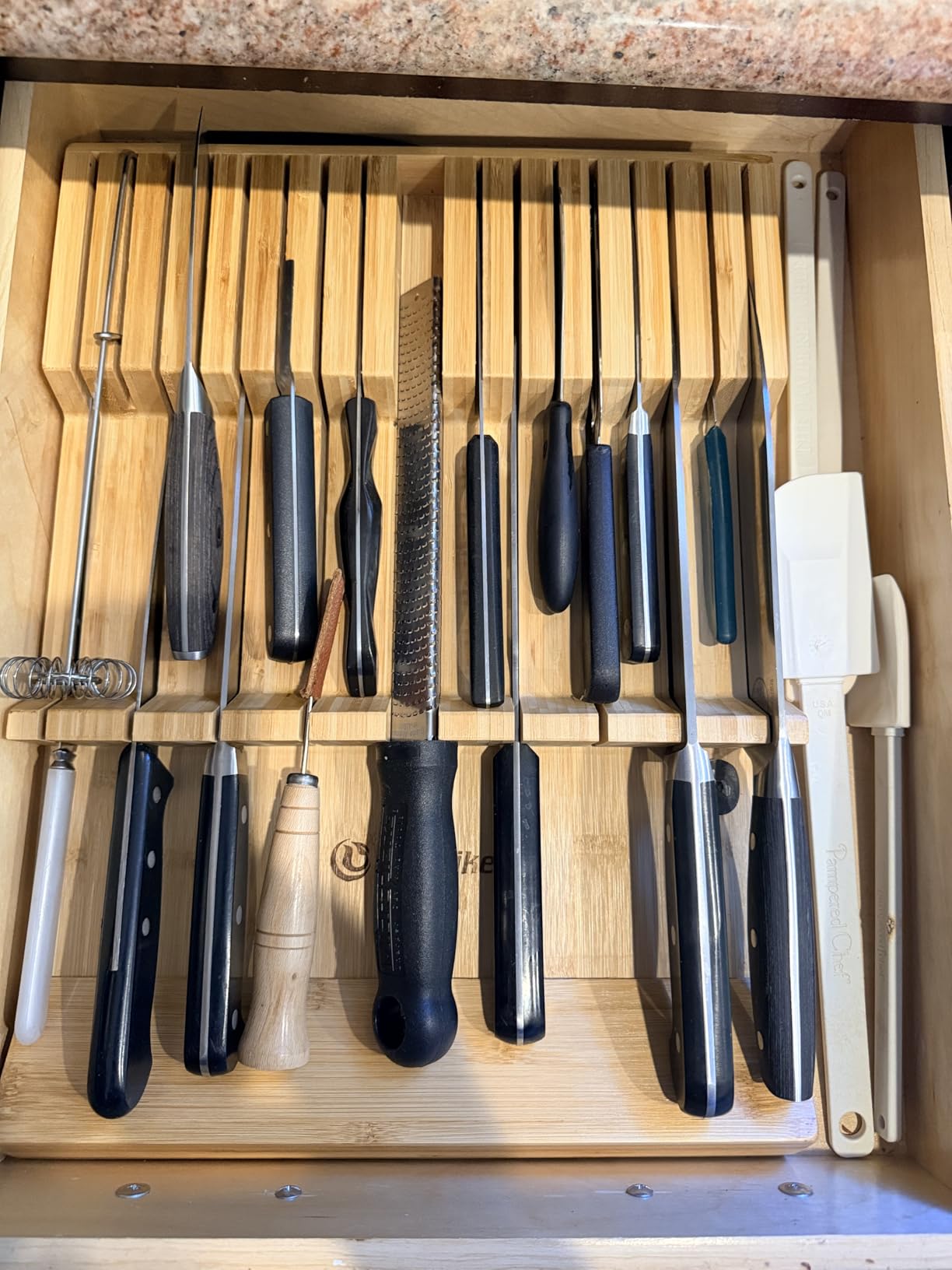Utoplike In-drawer Knife Block Bamboo Kitchen Knife Drawer Organizer Large, Handle Steak Knife Holder without Knives, Fit for 16 Knife and 1 Sharpening Steel customer photo 2
