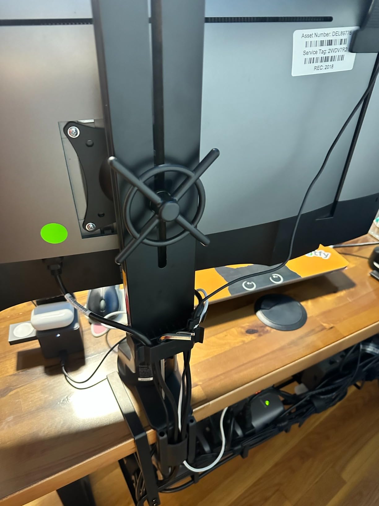 Kensington Dual Monitor Mount for Desk, C-clamp Vesa Monitor Stand Fits 2 Ultrawide Monitors Up to 27 Inches, Low Profile Stand, Height Adjustable Rotating Free Standing Arm, Black customer photo 1