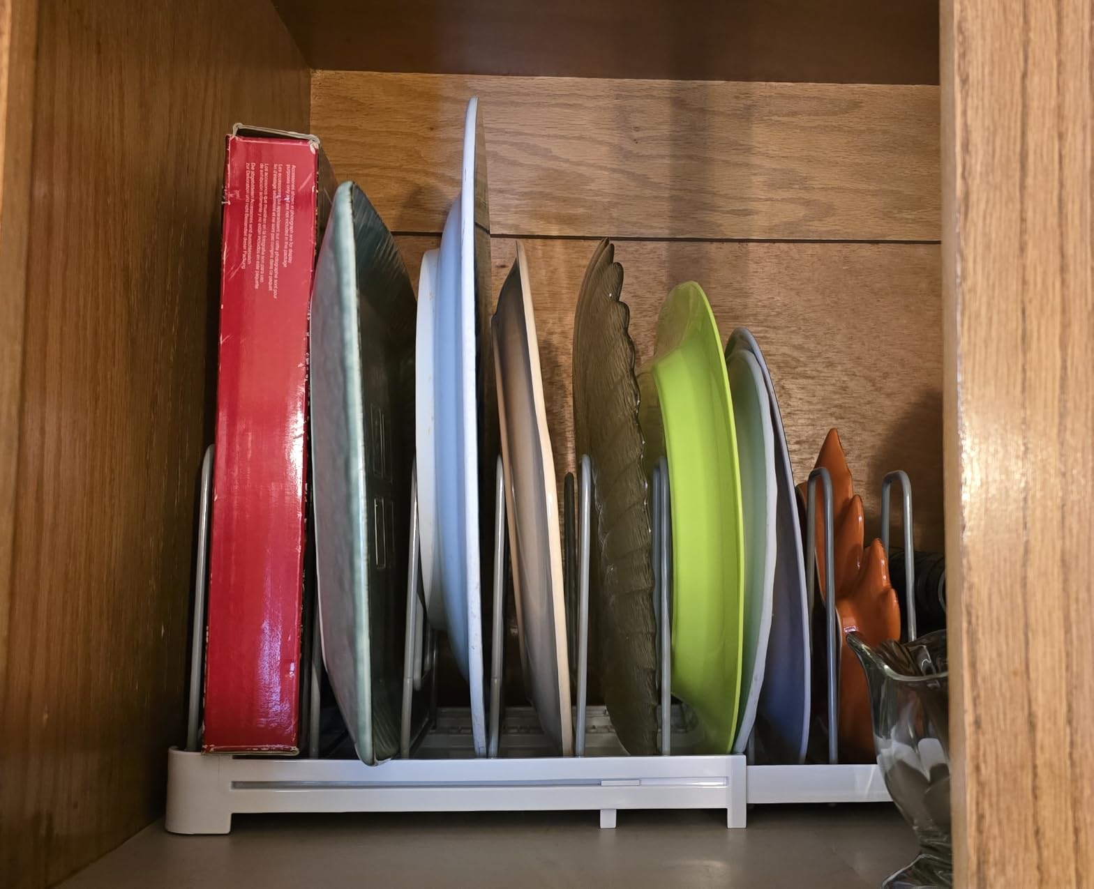EVERIE Adjustable Bakeware Organizer Pot Lid Holder Rack for Pots, Cake Molds, Cutting Boards, Mats, Cookware, GS02SS, 7.7'' Deep by 12.6'' to 21.5'' Wide customer photo 1
