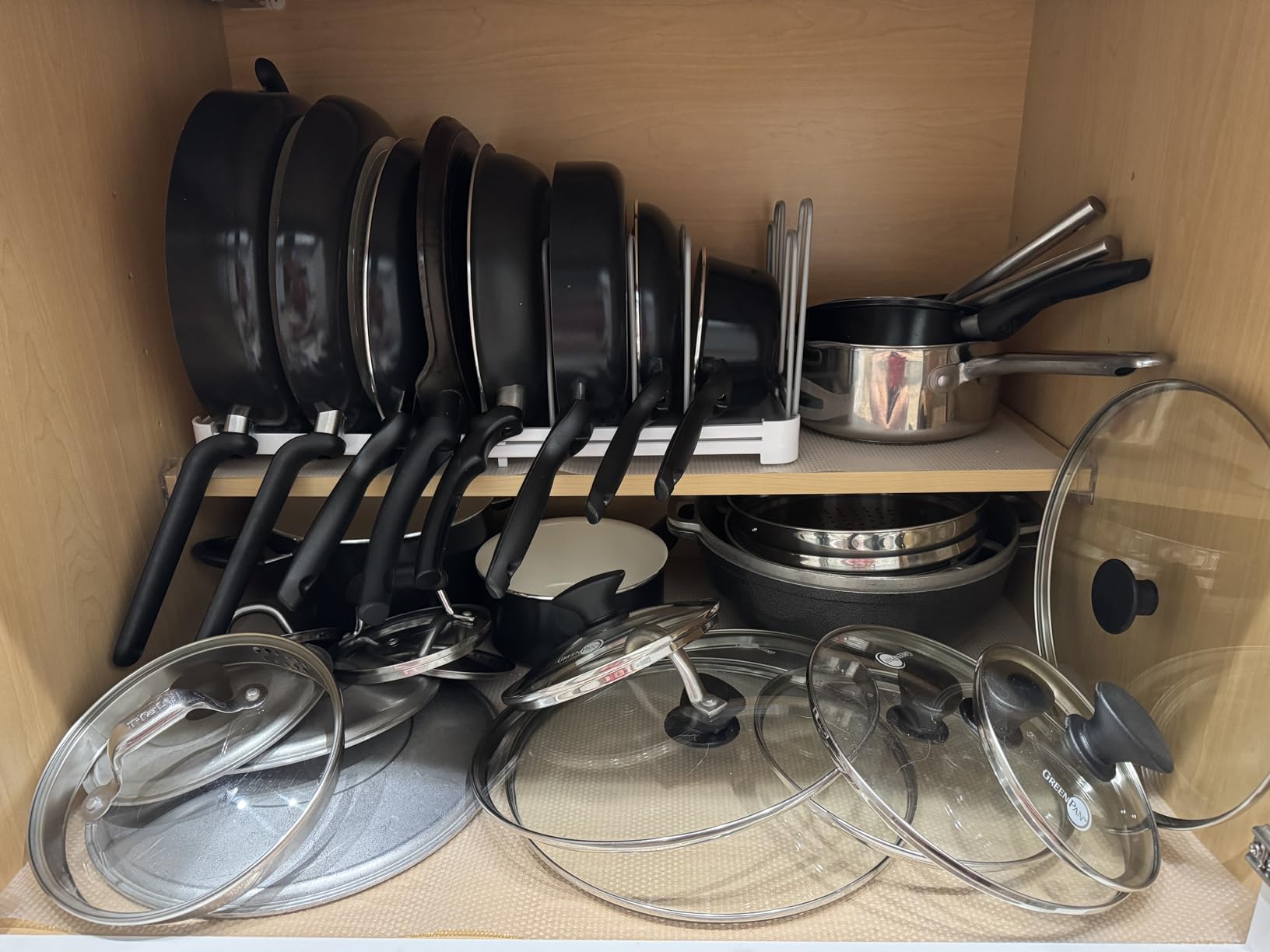 EVERIE Adjustable Bakeware Organizer Pot Lid Holder Rack for Pots, Cake Molds, Cutting Boards, Mats, Cookware, GS02SS, 7.7'' Deep by 12.6'' to 21.5'' Wide customer photo 2