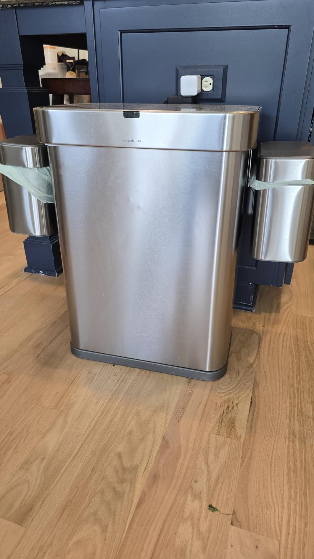 simplehuman Compost Caddy, Detachable and Countertop Bin, 4 Liter / 1.06 Gallon, Brushed Stainless Steel customer photo 2