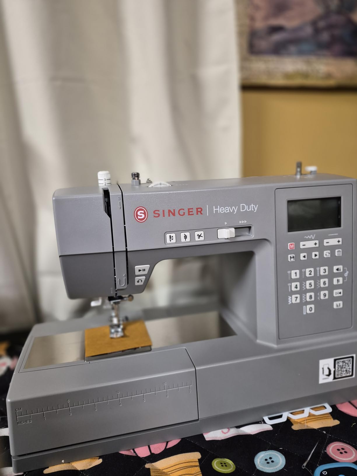SINGER Heavy Duty 6800C Computerized Sewing Machine with Accessory Kit | Strong Motor with Enhanced Piercing Power, 586 Stitch Applications, LCD Screen, Full Metal frame & 1-step Buttonhole customer photo 2