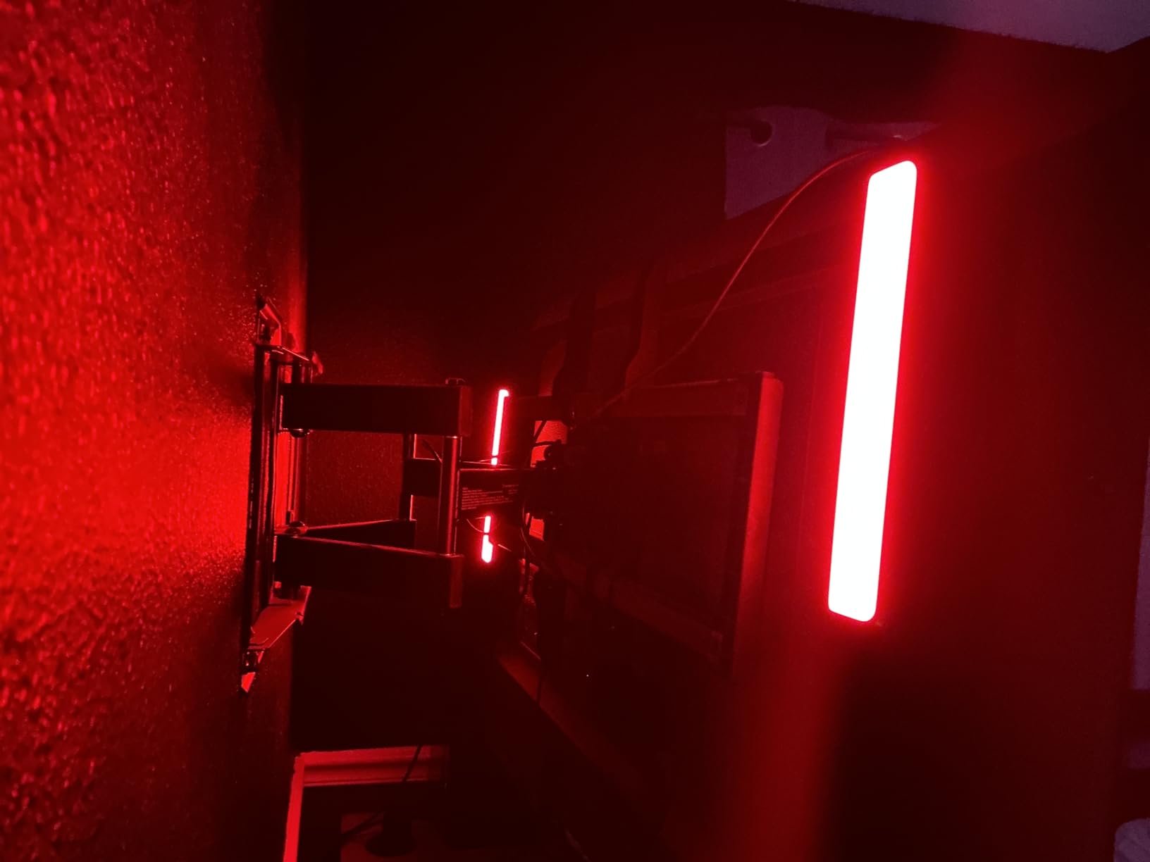 Govee Smart LED Light Bars, Work with Alexa and Google Assistant, RGBICWW WiFi TV Backlights with Scene and Music Modes for Gaming, PC, Living Room Decoration, Black customer photo 1