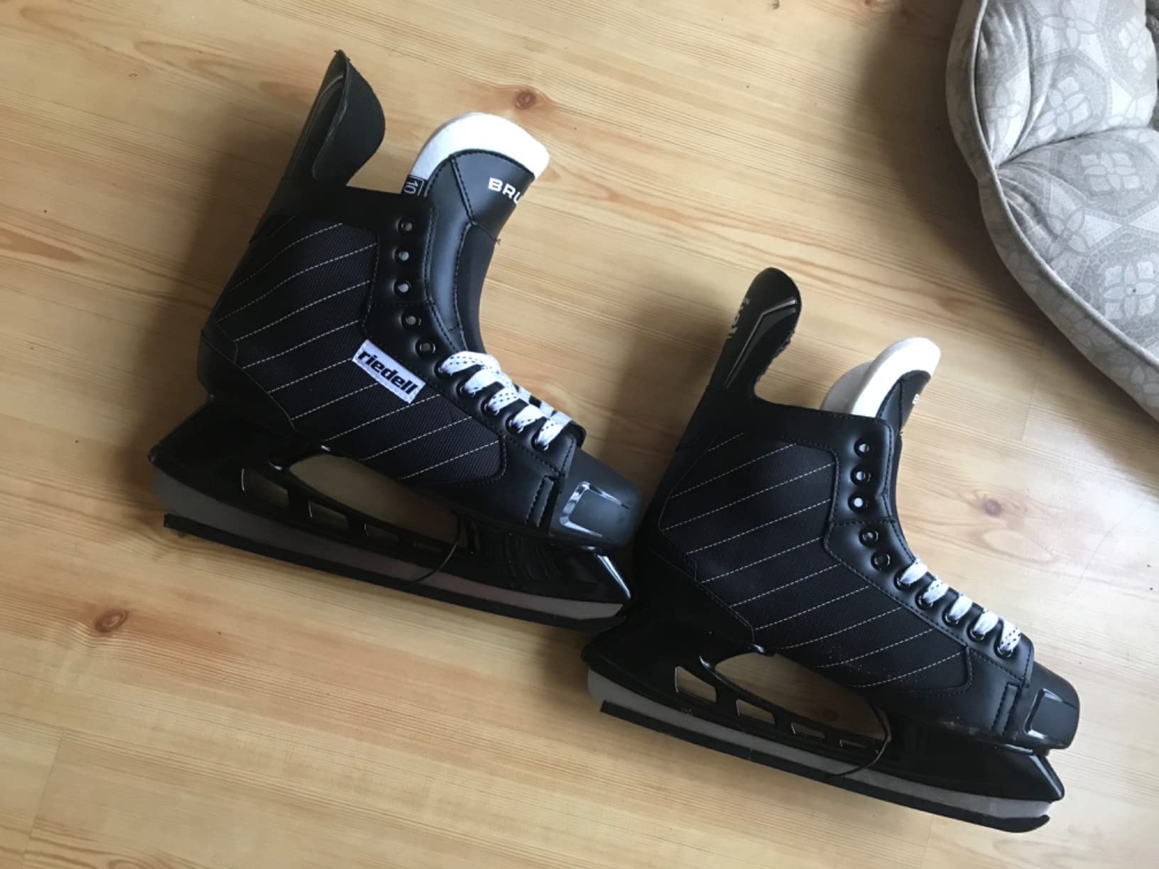 Riedell Bruin Ice Hockey Skates for Men and Women | Rugged Foam-Padded Uppers and Stainless Steel Blades, Durable Polyester Uppers, Reinforced Nylon Outsole customer photo 1
