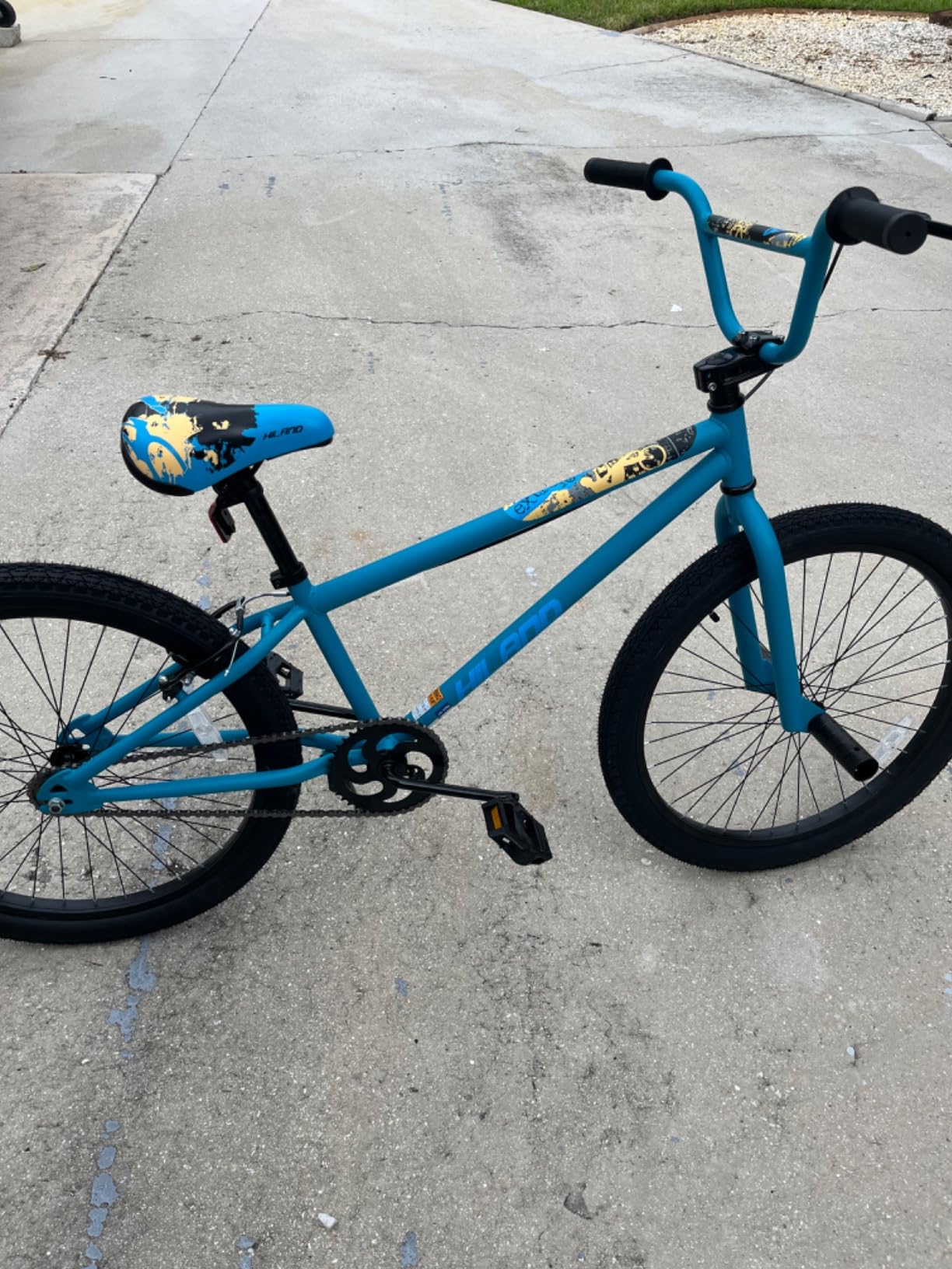 Hiland 24 26 inch BMX Bike for Teen and Adult Bikes, Beginner-Level BMX to Advanced Riders with 2 Pegs, Bicycles for Men and Women, Multiple Colors customer photo 2