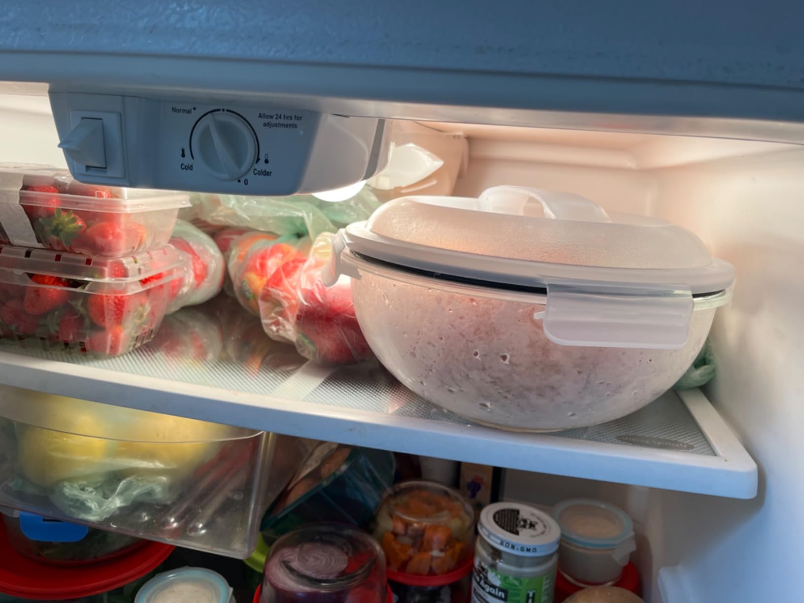 JoyJolt Kitchen Mixing Bowls. 5pc Glass Bowls with Lids Set - Neat Nesting Bowls. Large Mixing Bowl Set incl Batter Bowl, Cooking Bowls, Storage Bowls with Lids and Big Salad Bowl with BPA-Free Lids customer photo 2