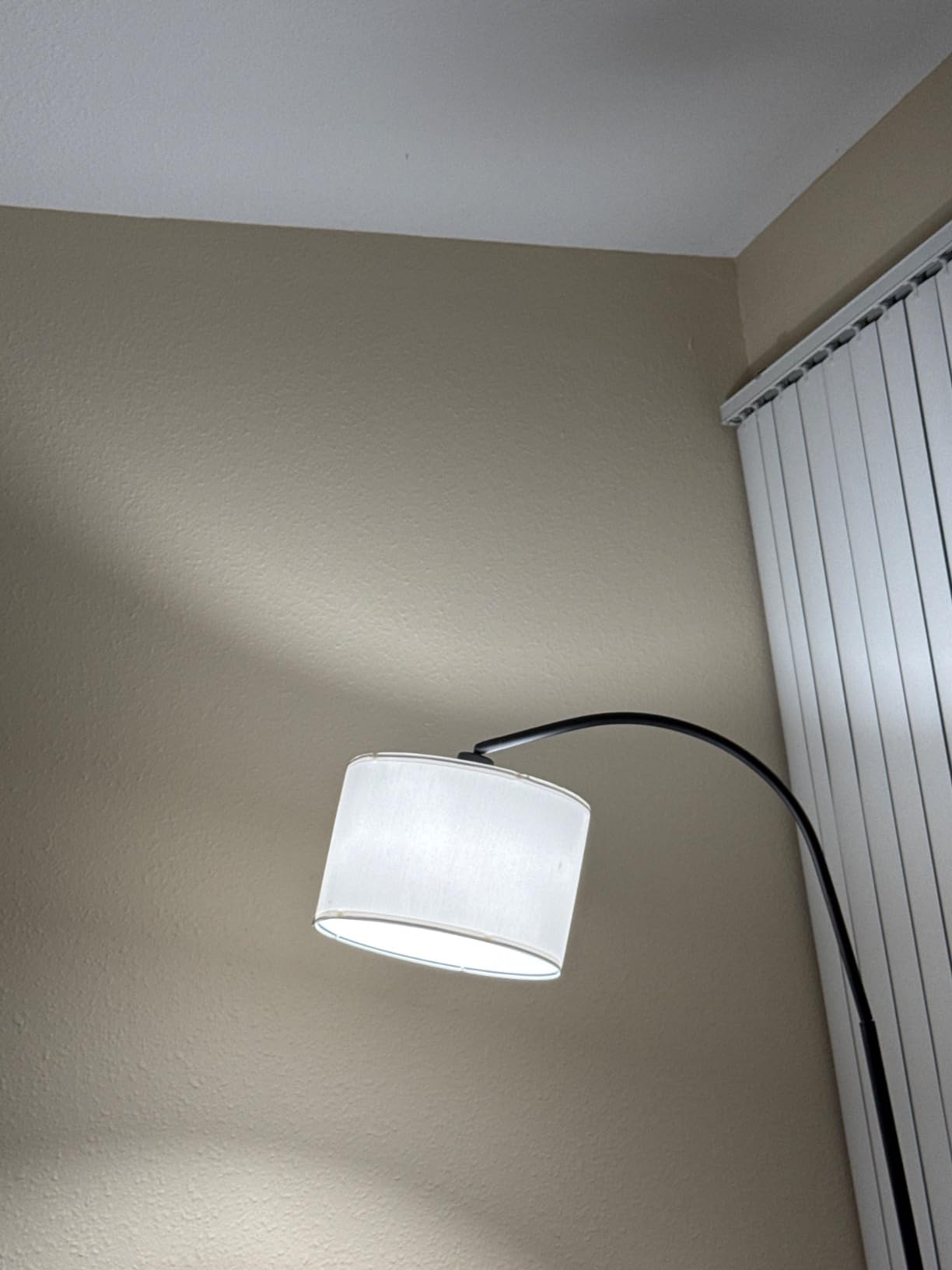 GE Daylight LED 60W Equivalent General Purpose A19 Light Bulbs (12 Pack) customer photo 1