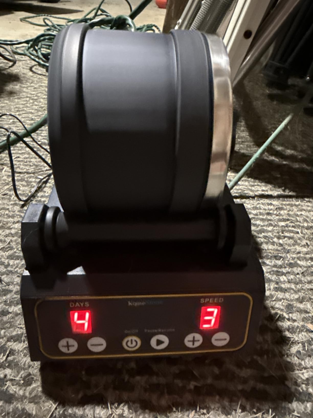 KomeStone K1 Pro Quiet Brushless Rock Tumbler Kit for Adults & Hobbyists | Reliable 2.5Lb Rotary Rock Polisher, Long-Life Motor, Thick Rubber Barrel customer photo 1