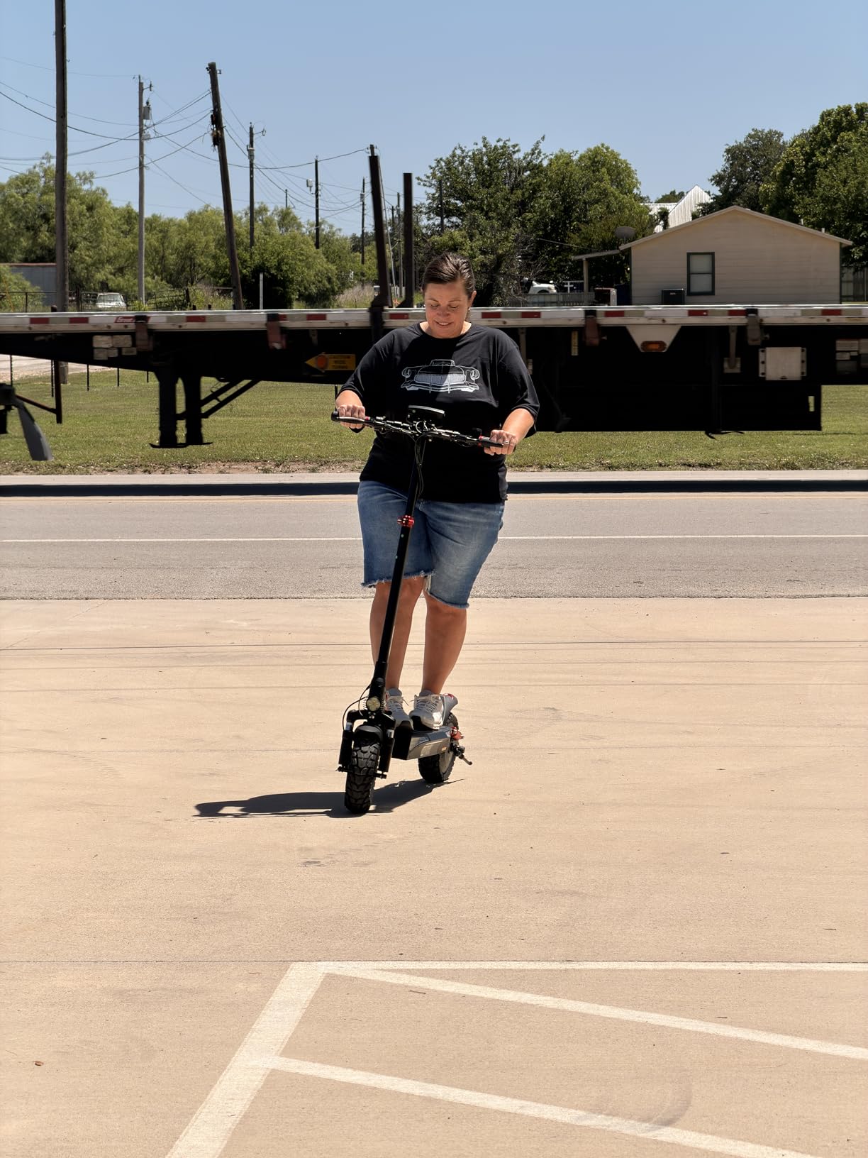 iScooter iX3/iX4 Electric Scooter, Off Road Tires, 800W Motor E-Scooter Up to 25/28 Miles Range, Top Speed 25/28 MPH, Adjustable Handlebar Height, Folding Commuting Electric Scooter for Adults customer photo 2