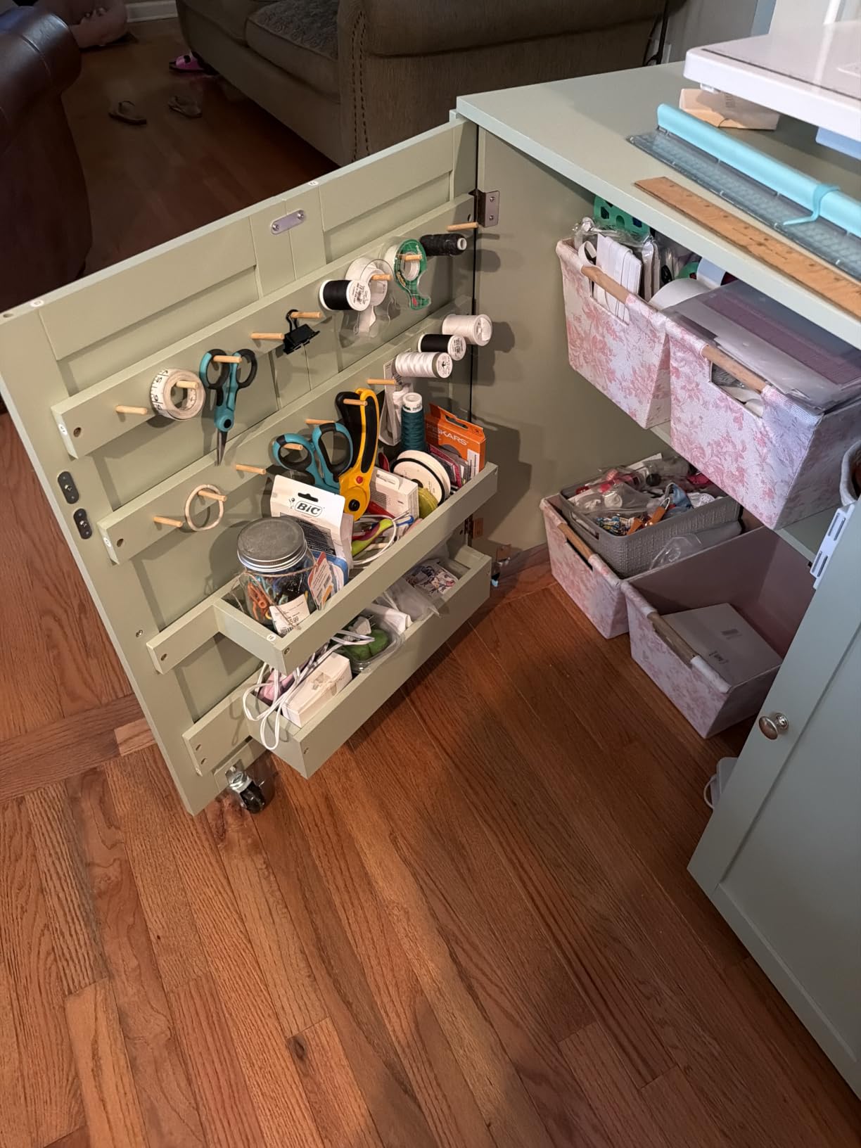 Best Choice Products Large Folding Sewing Table, Multipurpose Portable Craft Station & Side Desk w/Compact Design, Caster Wheels, Storage Shelves, 2 Storage Trays, Magnetic Doors - White customer photo 1