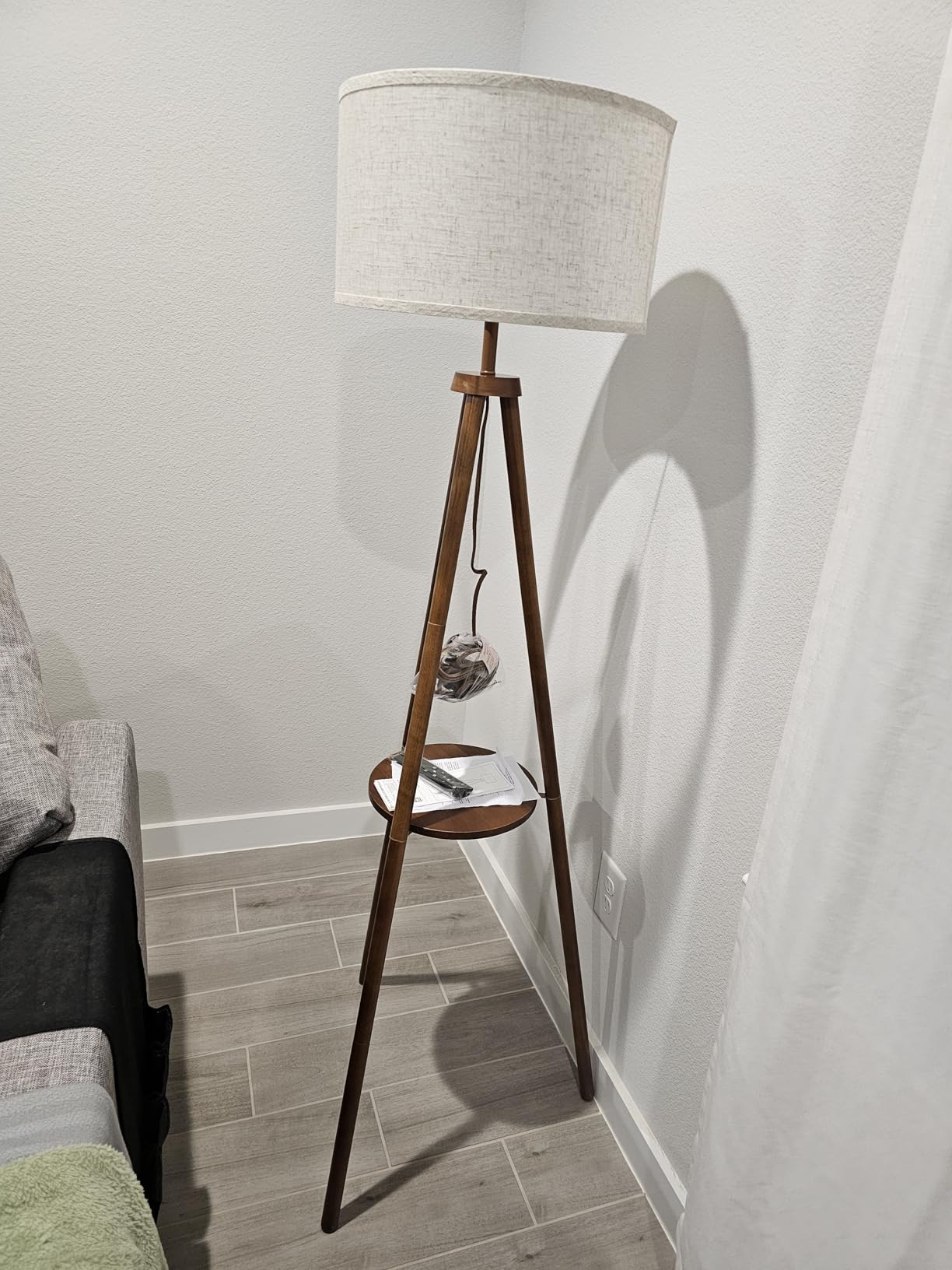 OUTON Wood Tripod Floor Lamp with Shelves, Mid Century LED Modern Dimmable Floor Lamp with Remote Control, Sturdy Tall Standing Lamp with Beige Linen Texture Shade for Living Room, Bedroom, Office customer photo 2