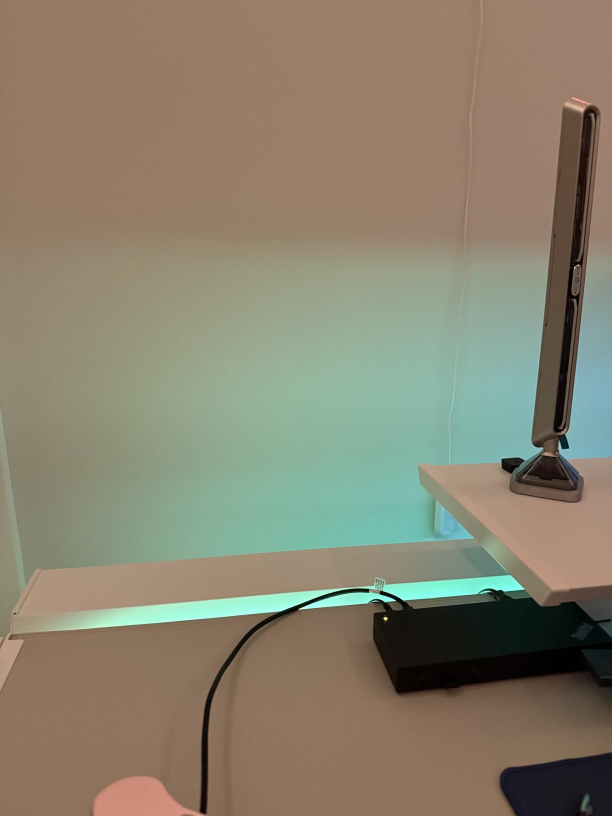 Govee RGBIC Gaming Lights, 10ft Neon Rope Lights Soft Lighting for Gaming Desks, LED Strip Lights Syncing with Razer Chroma, Support Cutting, Smart App Control, Music Sync, Adapter (Only 2.4G Wi-Fi) customer photo 1